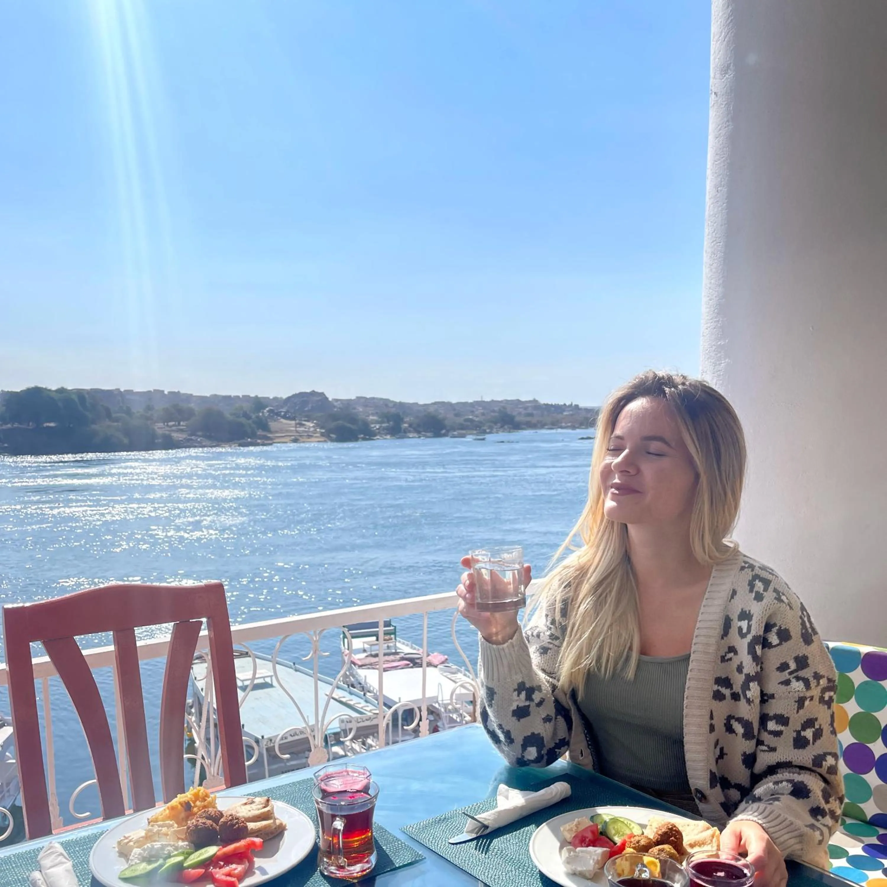 Restaurant/places to eat in NUB INN