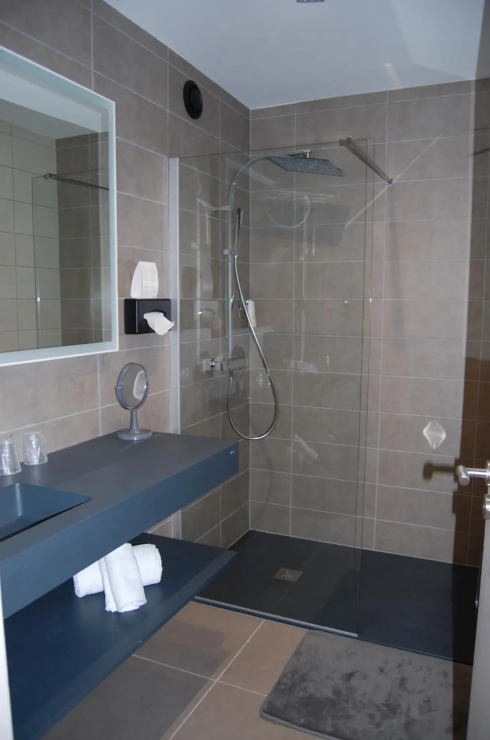 Shower in Bel Horizon