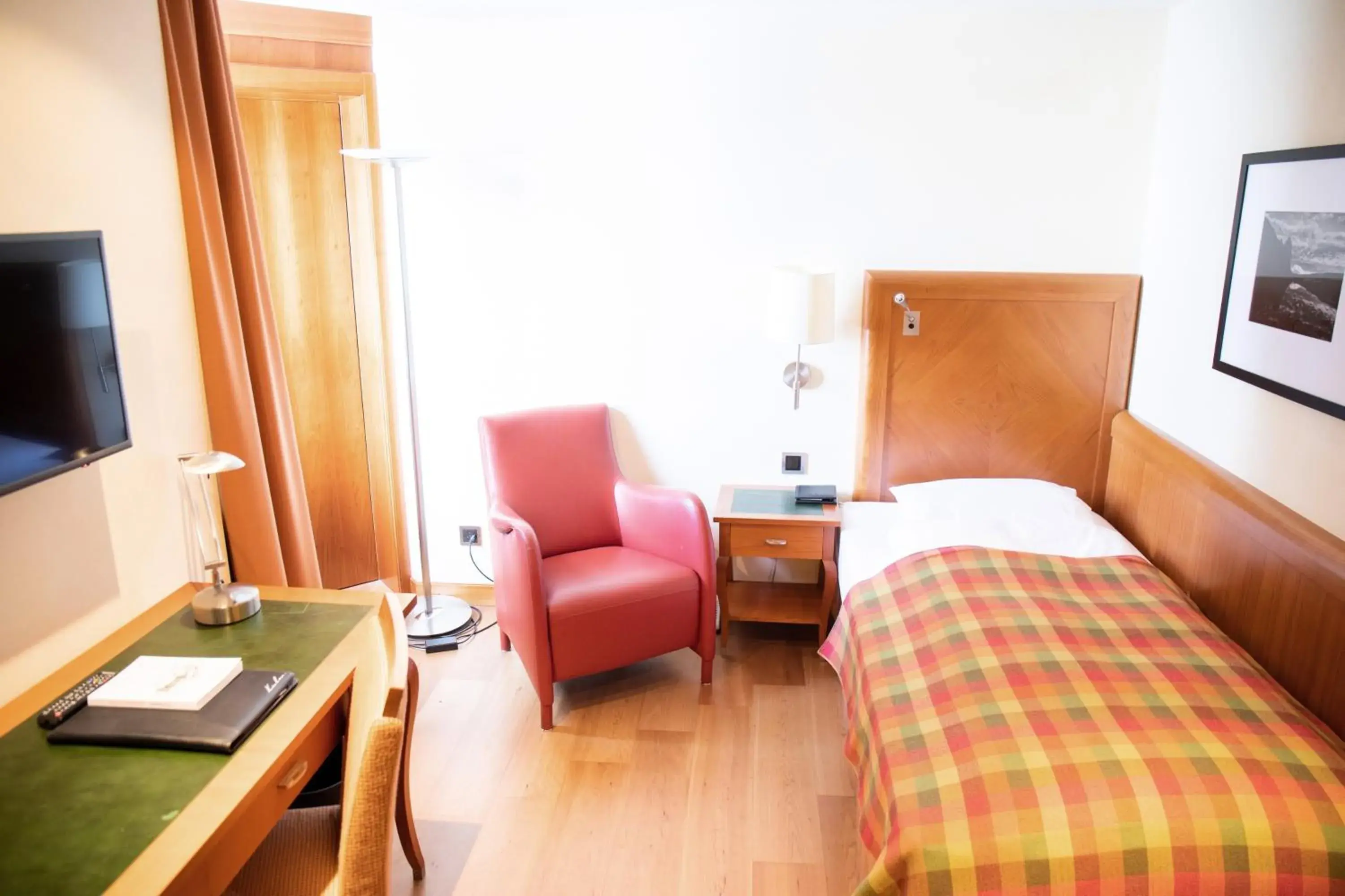 Single Room North in Arosa Kulm Hotel & Alpin Spa Single Room North in Arosa Kulm Hotel & Alpin Spa