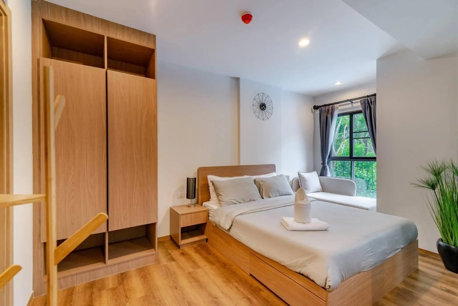 Bed in Cicada Huahin Pool Access by PP ห้องสวยติดสระ