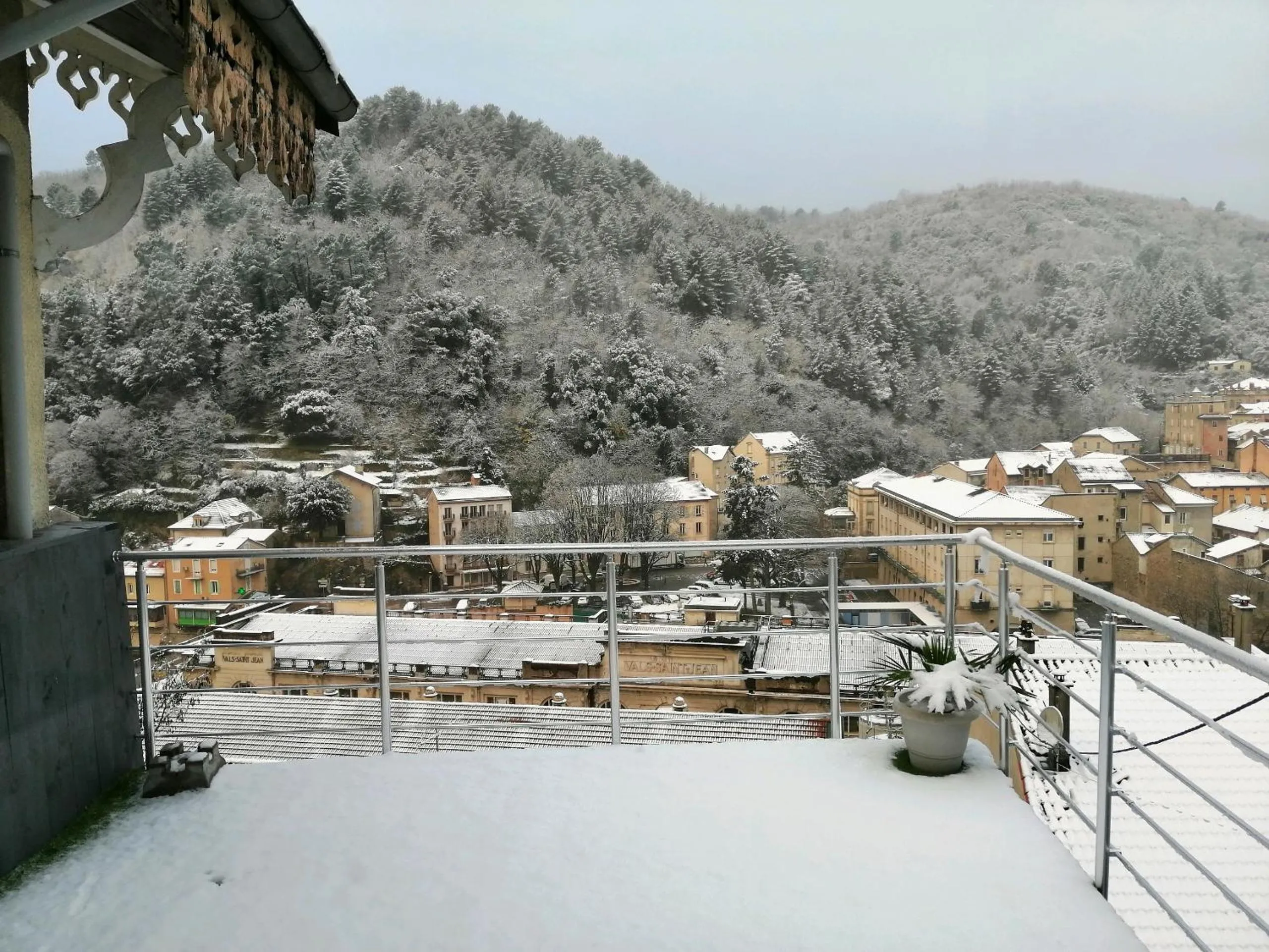 Natural landscape in La Dolce Vita Justine