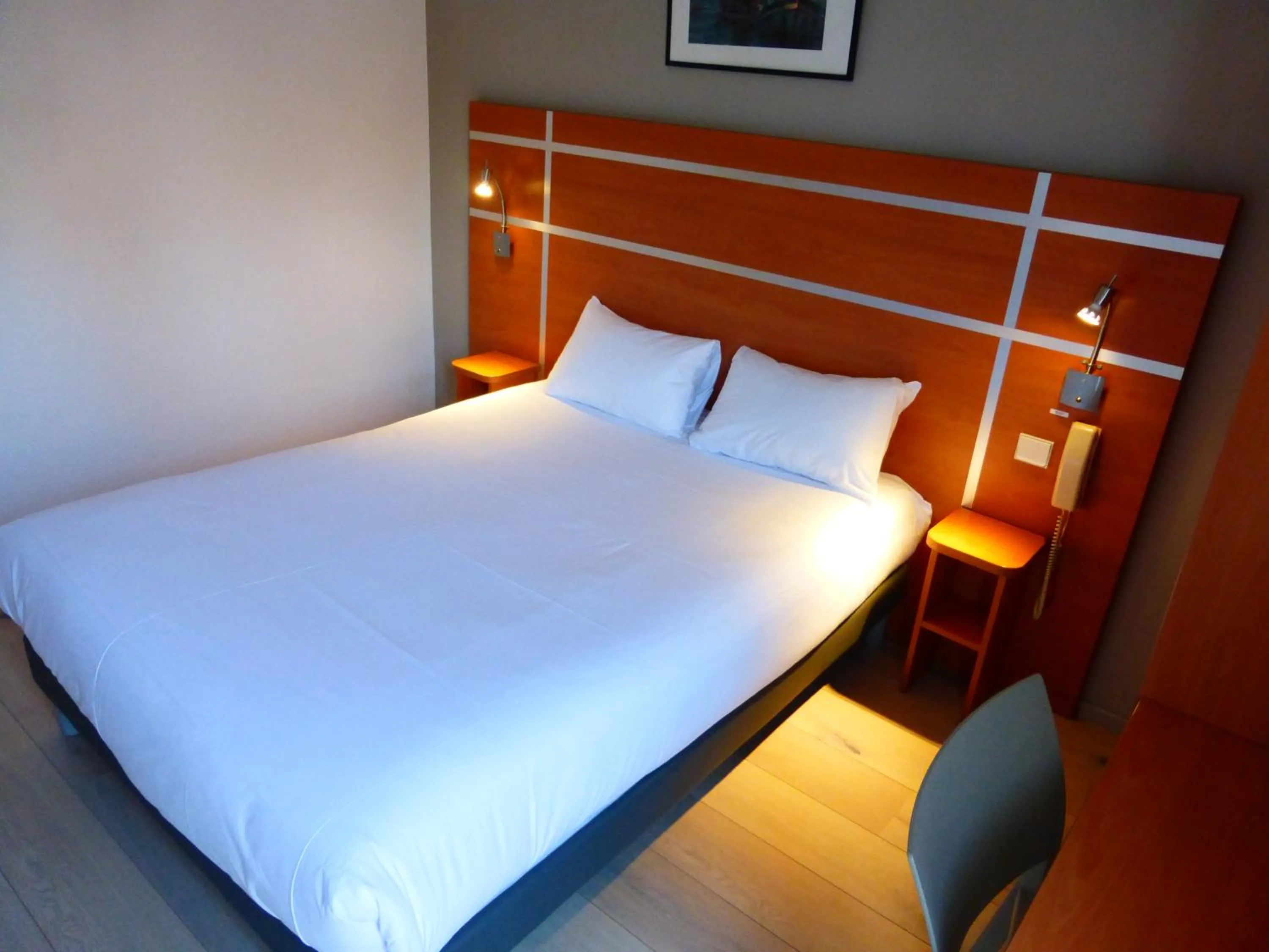 Bed in Hotel & Restaurant Heliotel