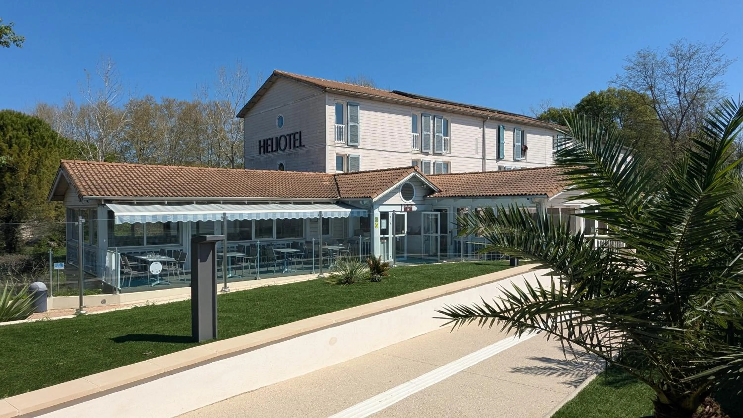 Property building in Hotel & Restaurant Heliotel