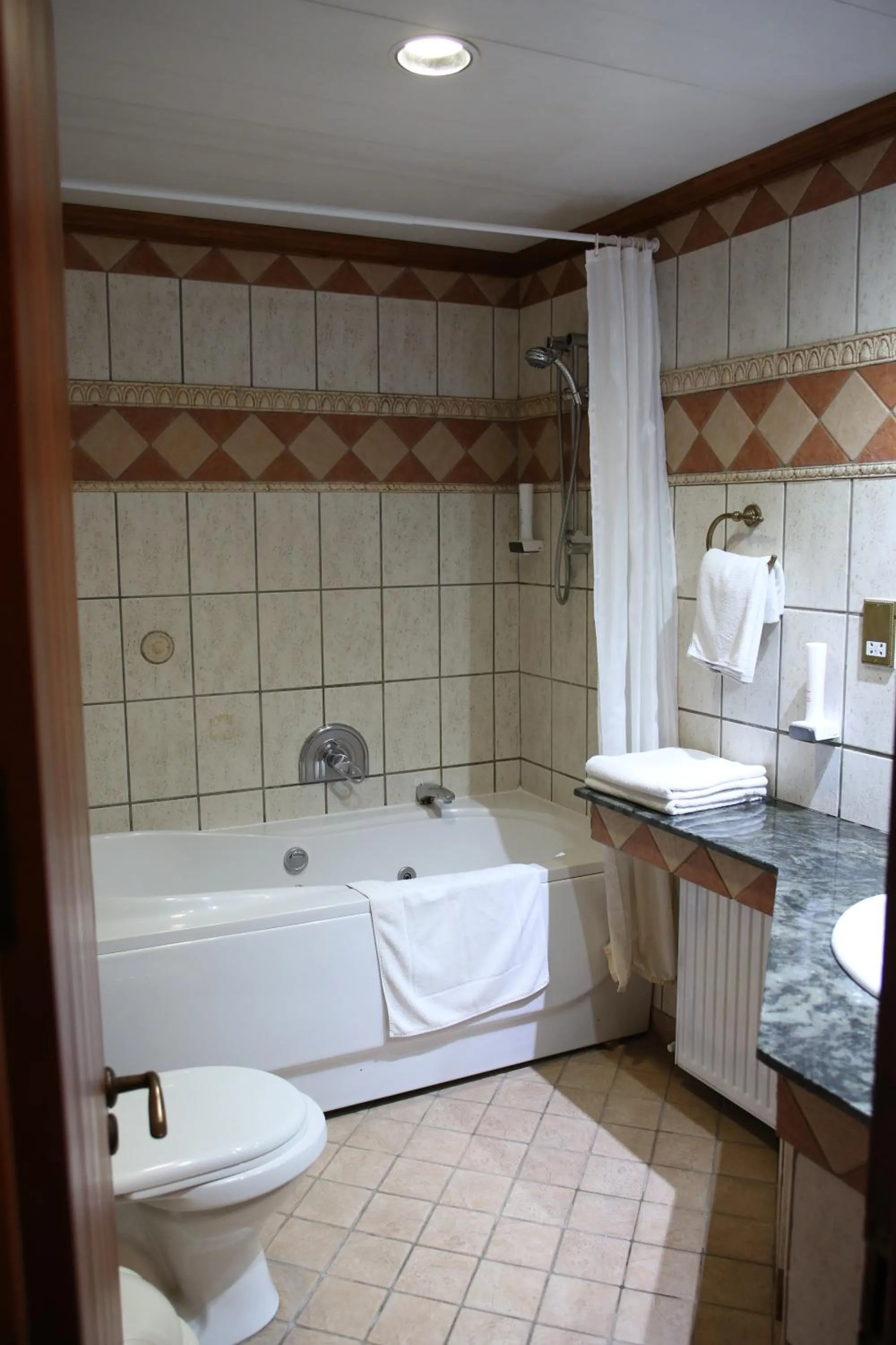 Standard Twin Room in The Mill Hotel