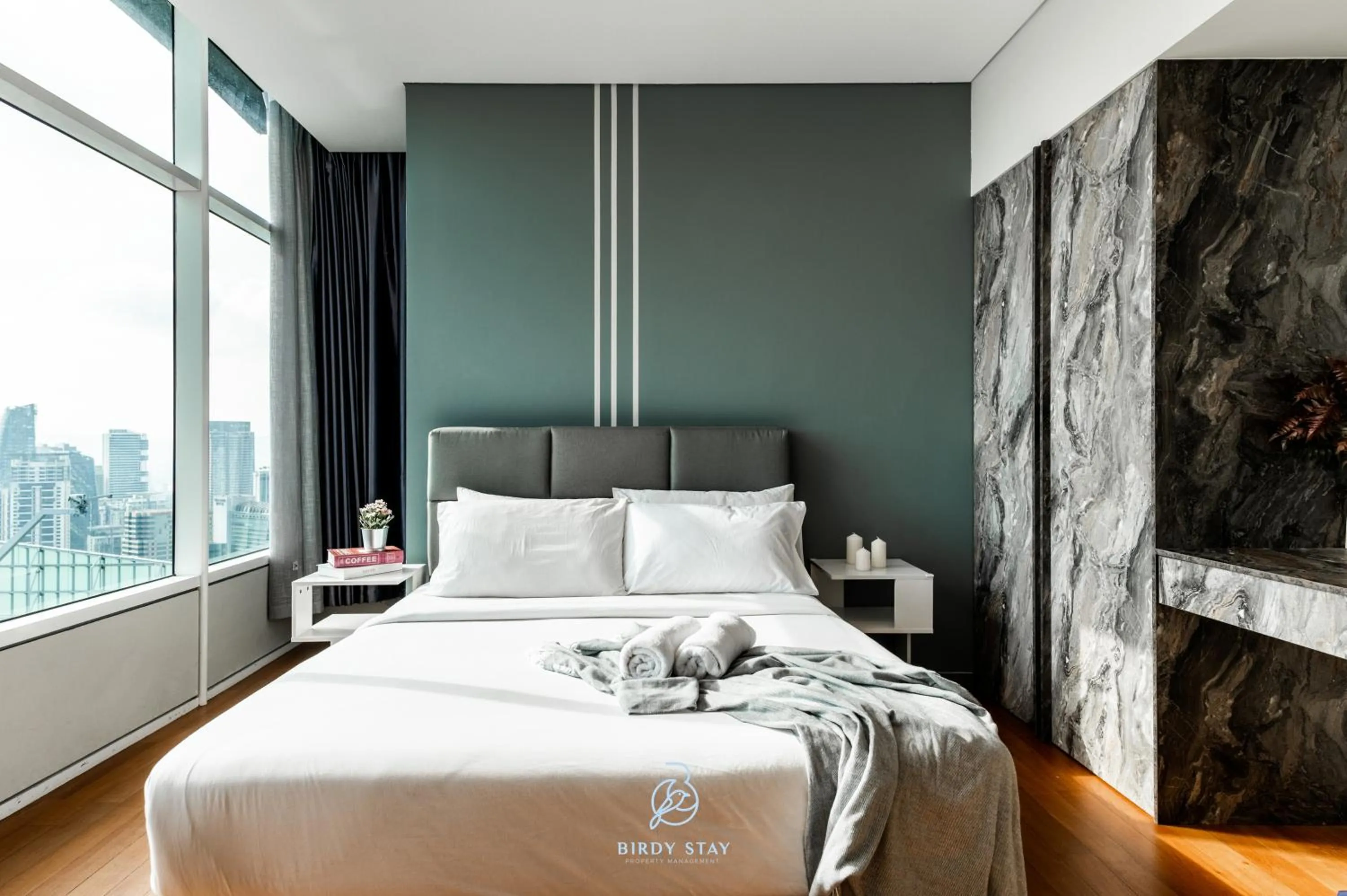 Bedroom, Bed in KLCC Homestay Vacation Sky Suites KLCC Birdy Stay