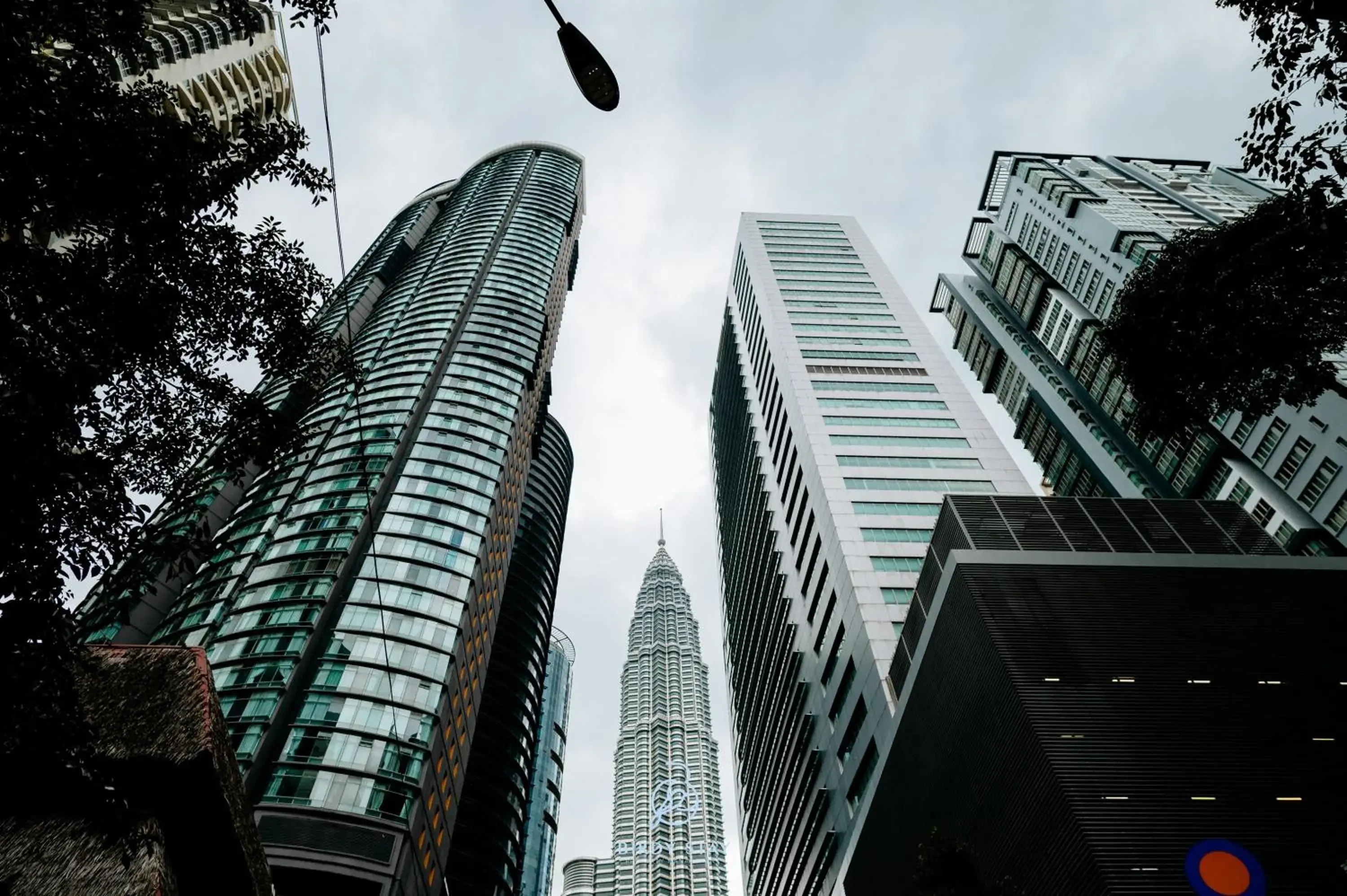 Property building in KLCC Homestay Vacation Sky Suites KLCC Birdy Stay Property building in KLCC Homestay Vacation Sky Suites KLCC Birdy Stay