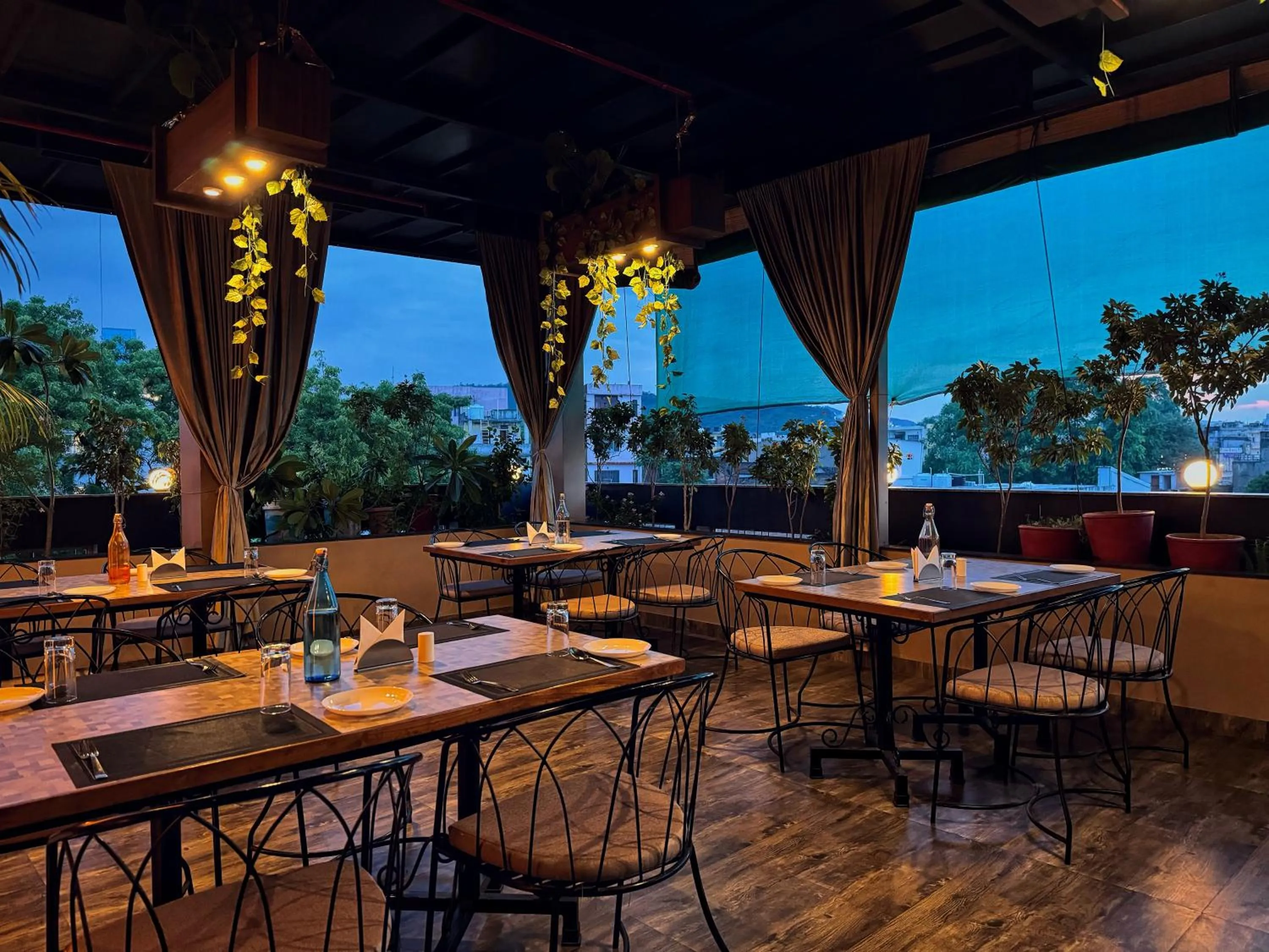 Restaurant/places to eat in RION - A Boutique Hotel