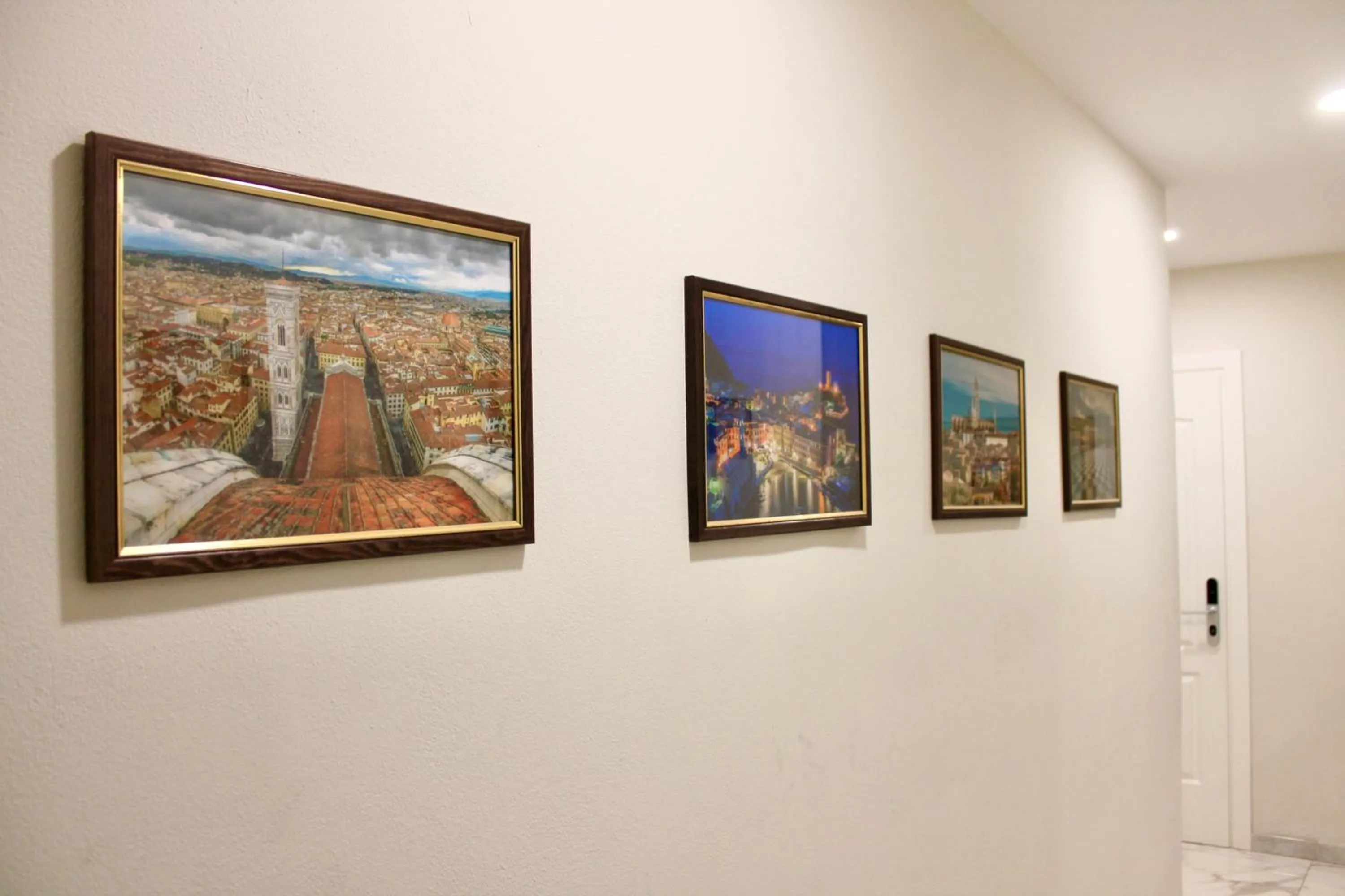 Property building in Hotel 900 Toscana