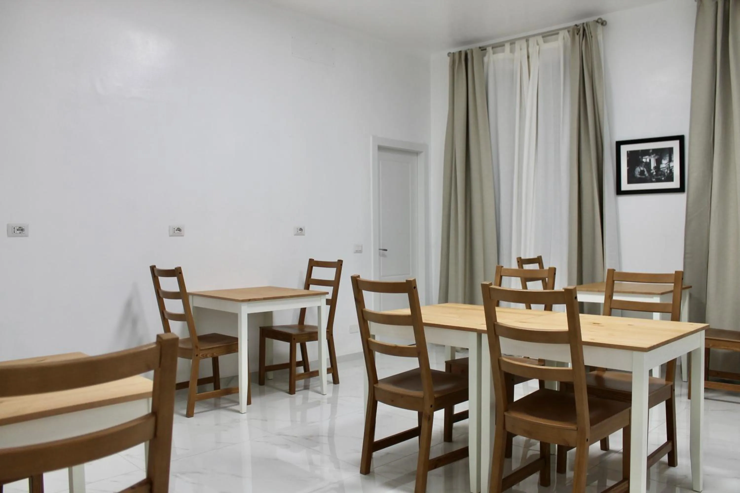 Restaurant/places to eat in Hotel 900 Toscana