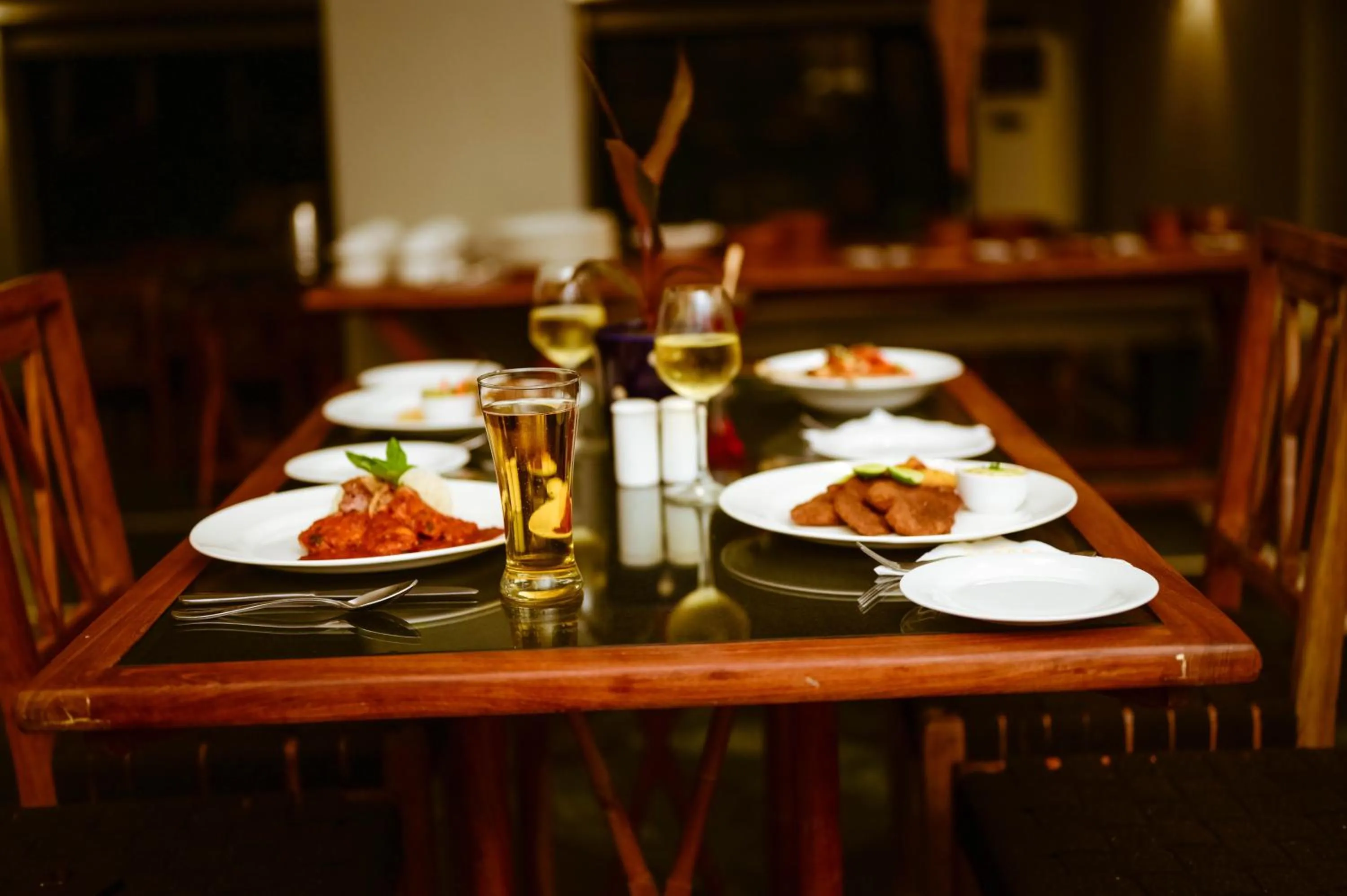 Dining area in Clarks Safari Pushkar