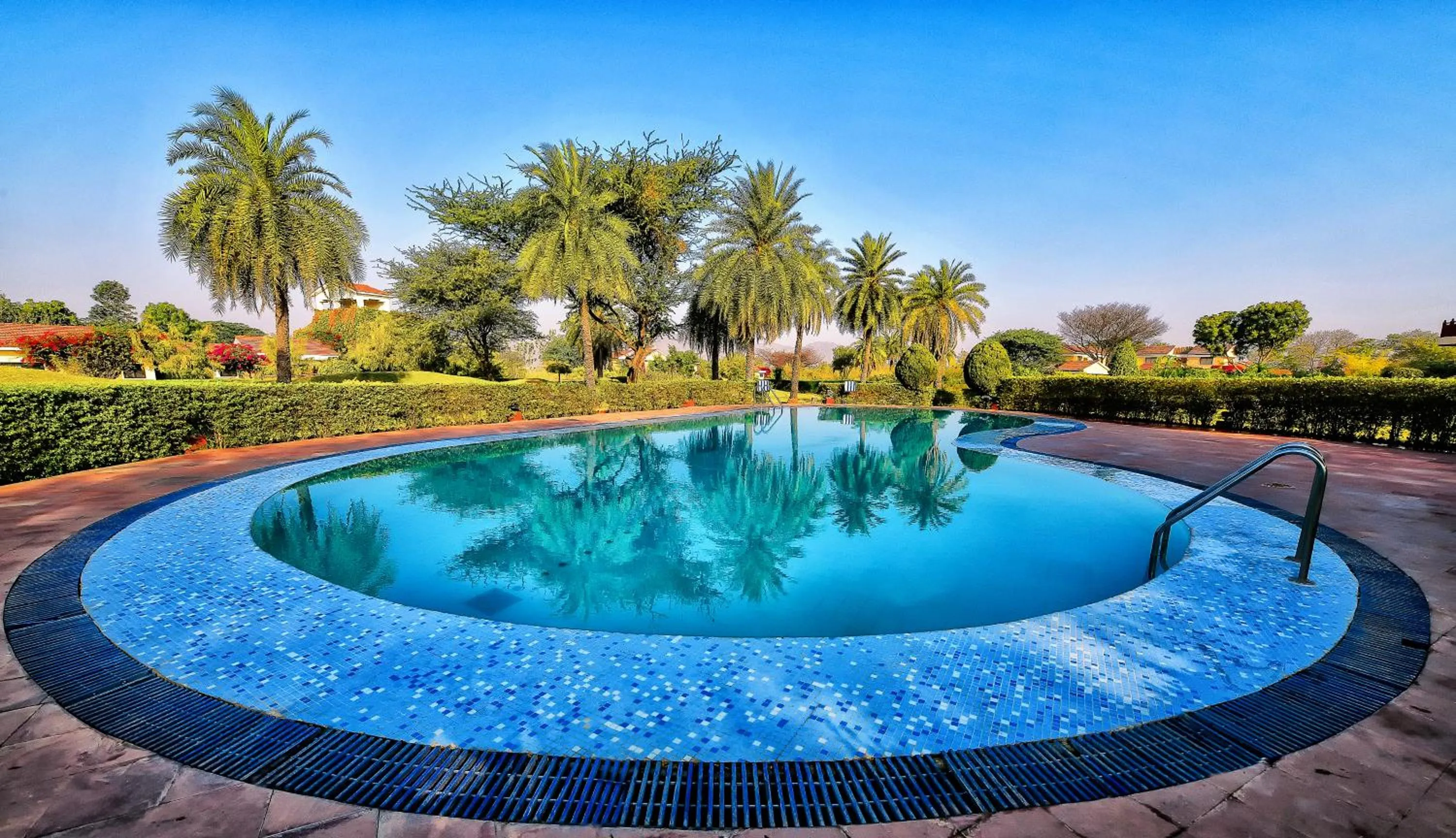 Swimming pool in Clarks Safari Pushkar