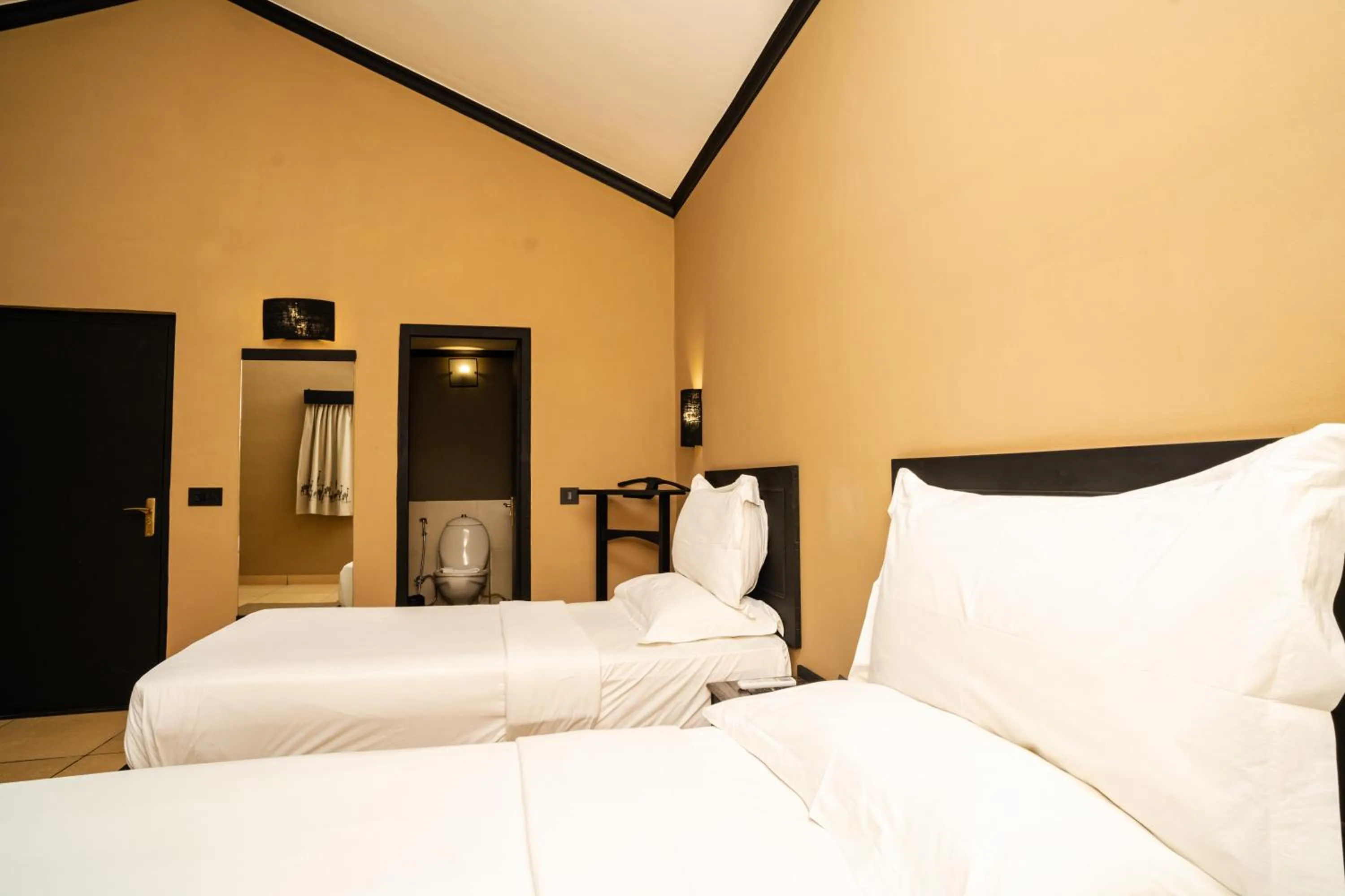 Bed in Clarks Safari Pushkar