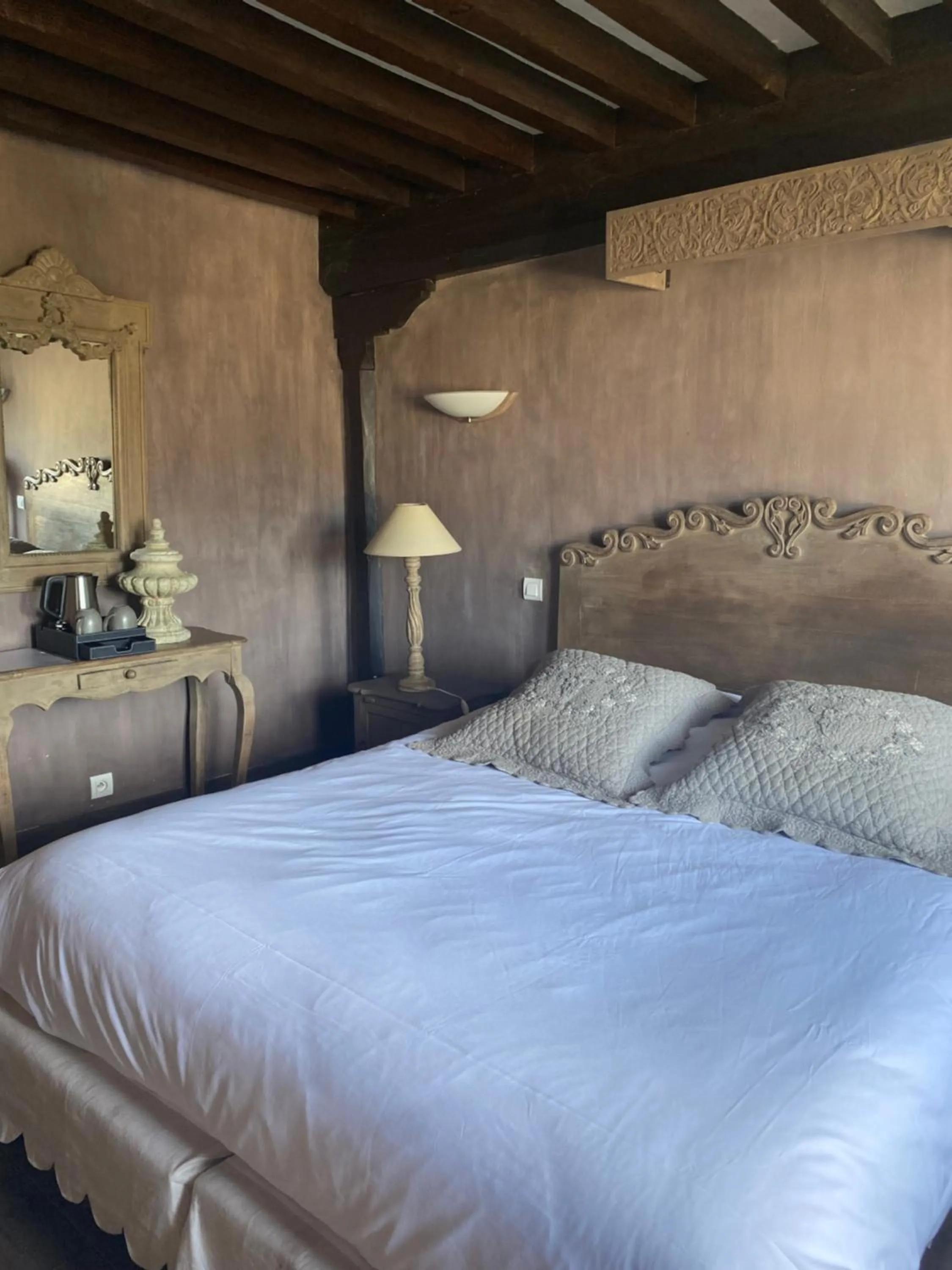 Photo of the whole room, Bed in Hôtel de la Tour