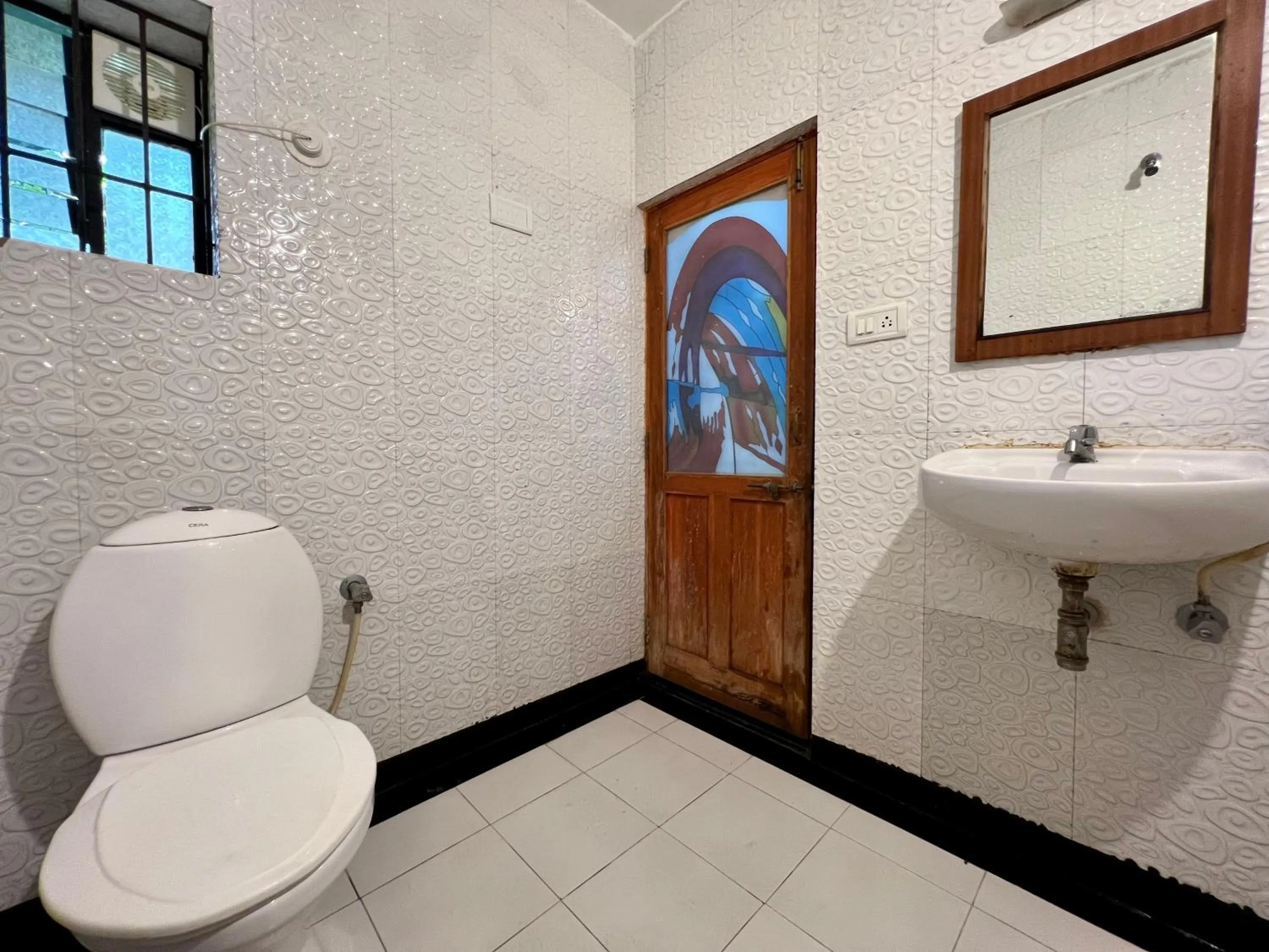 Toilet in Baga Beach Myron