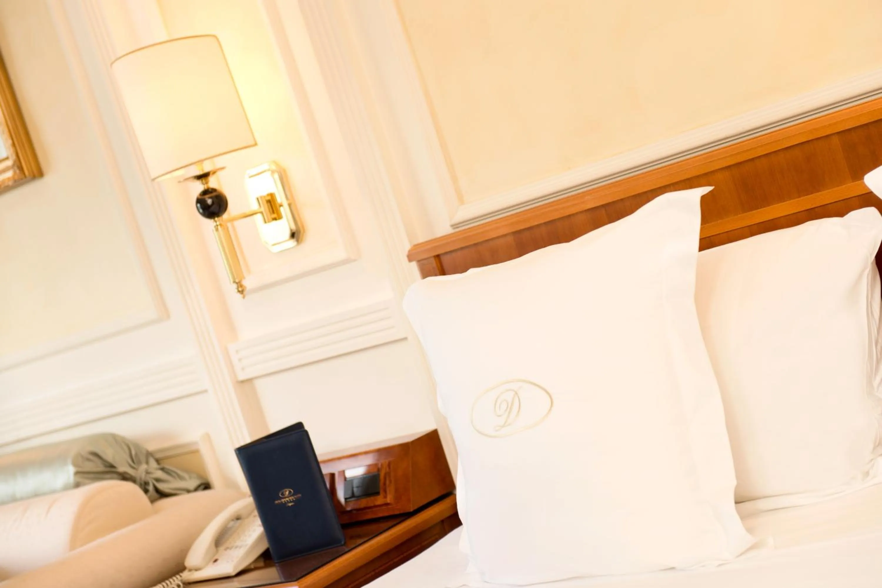 Bed in Swiss Diamond Hotel & Spa