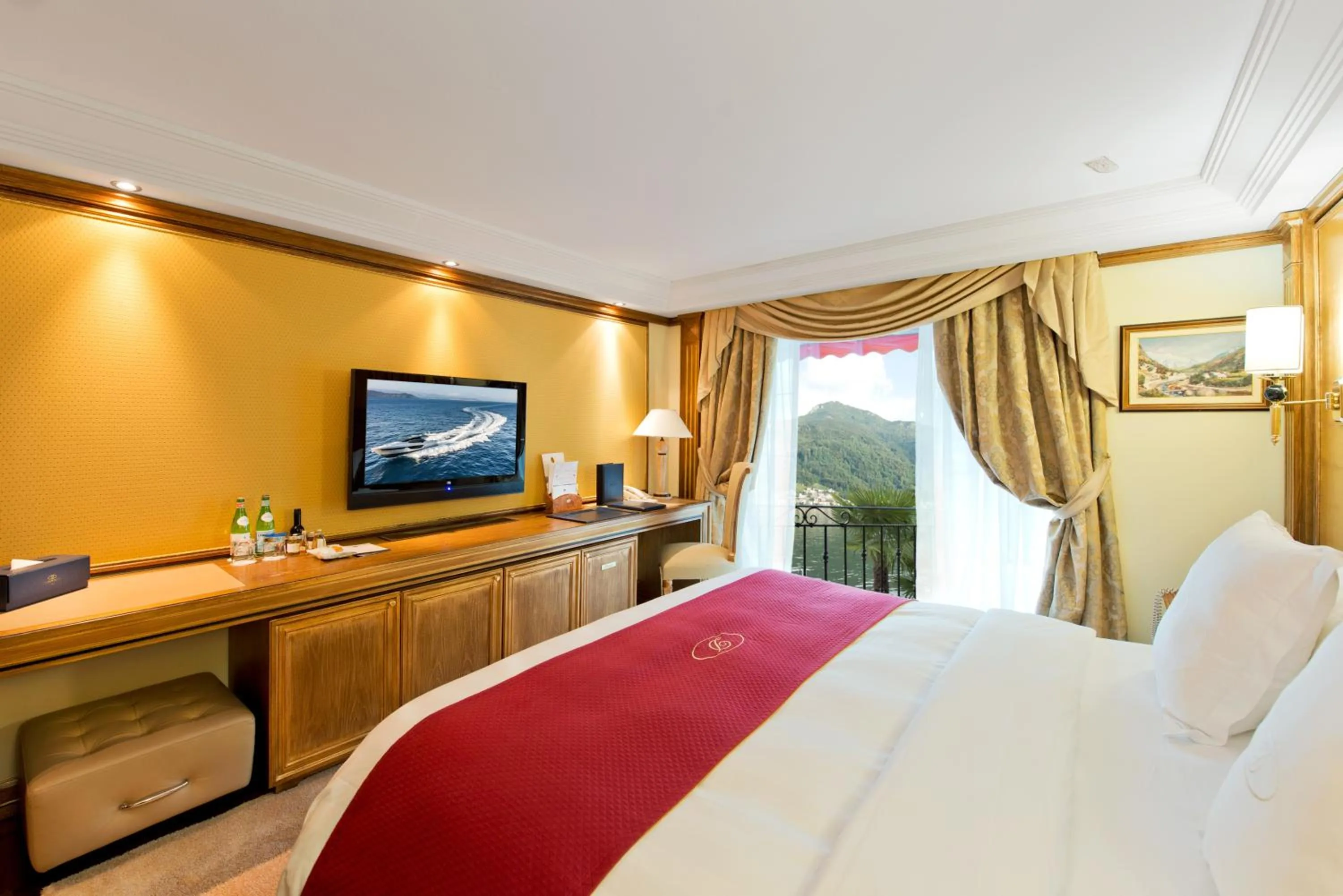 Photo of the whole room, Bed in Swiss Diamond Hotel & Spa