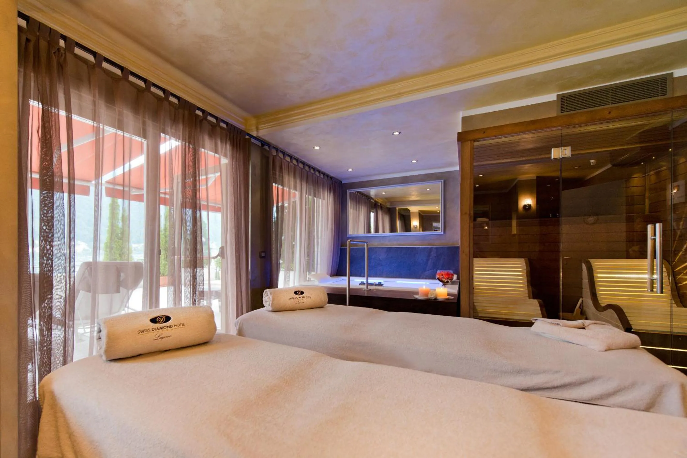 Hot Tub, Bed in Swiss Diamond Hotel & Spa