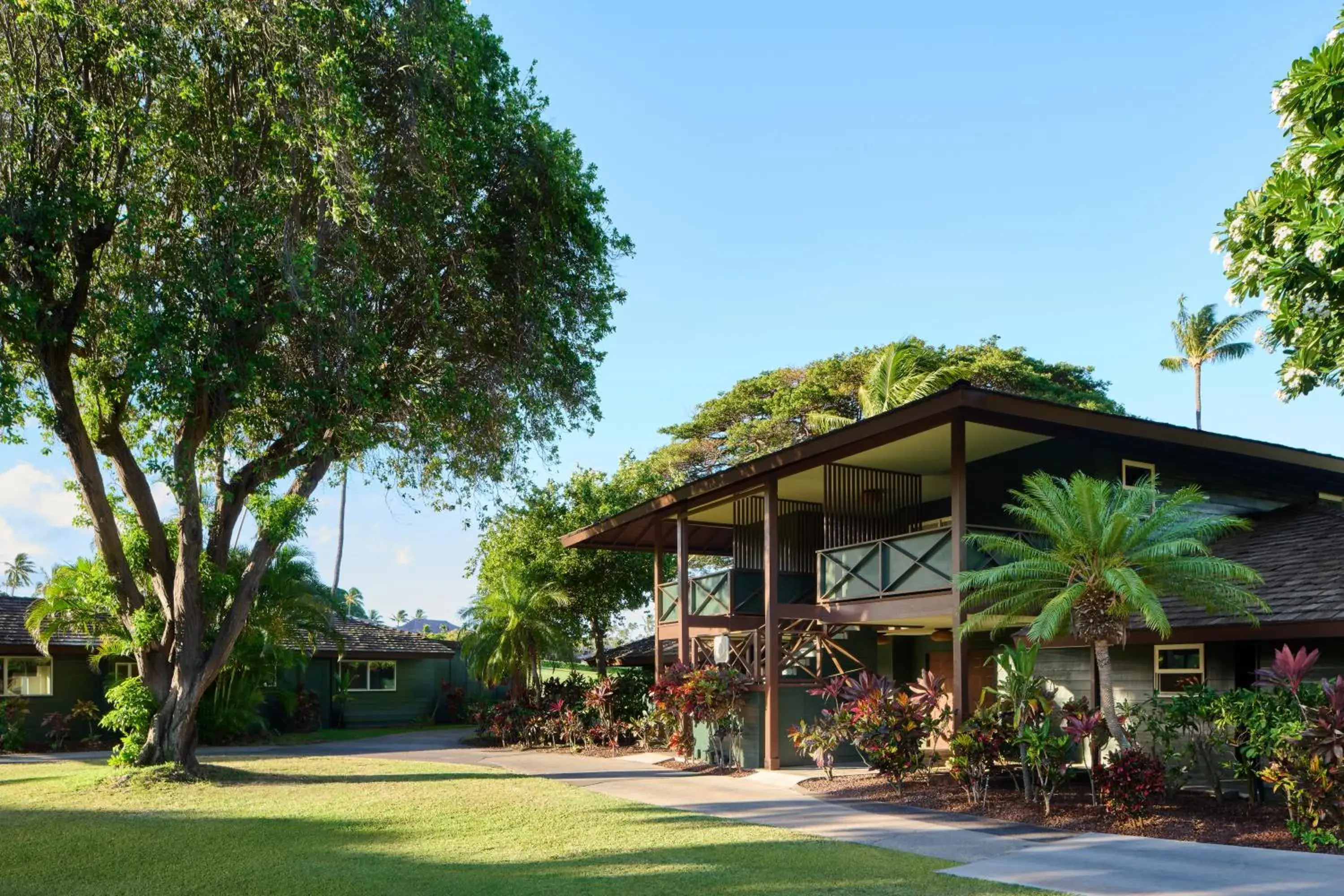 Property building in Royal Lahaina Resort & Bungalows Property building in Royal Lahaina Resort & Bungalows