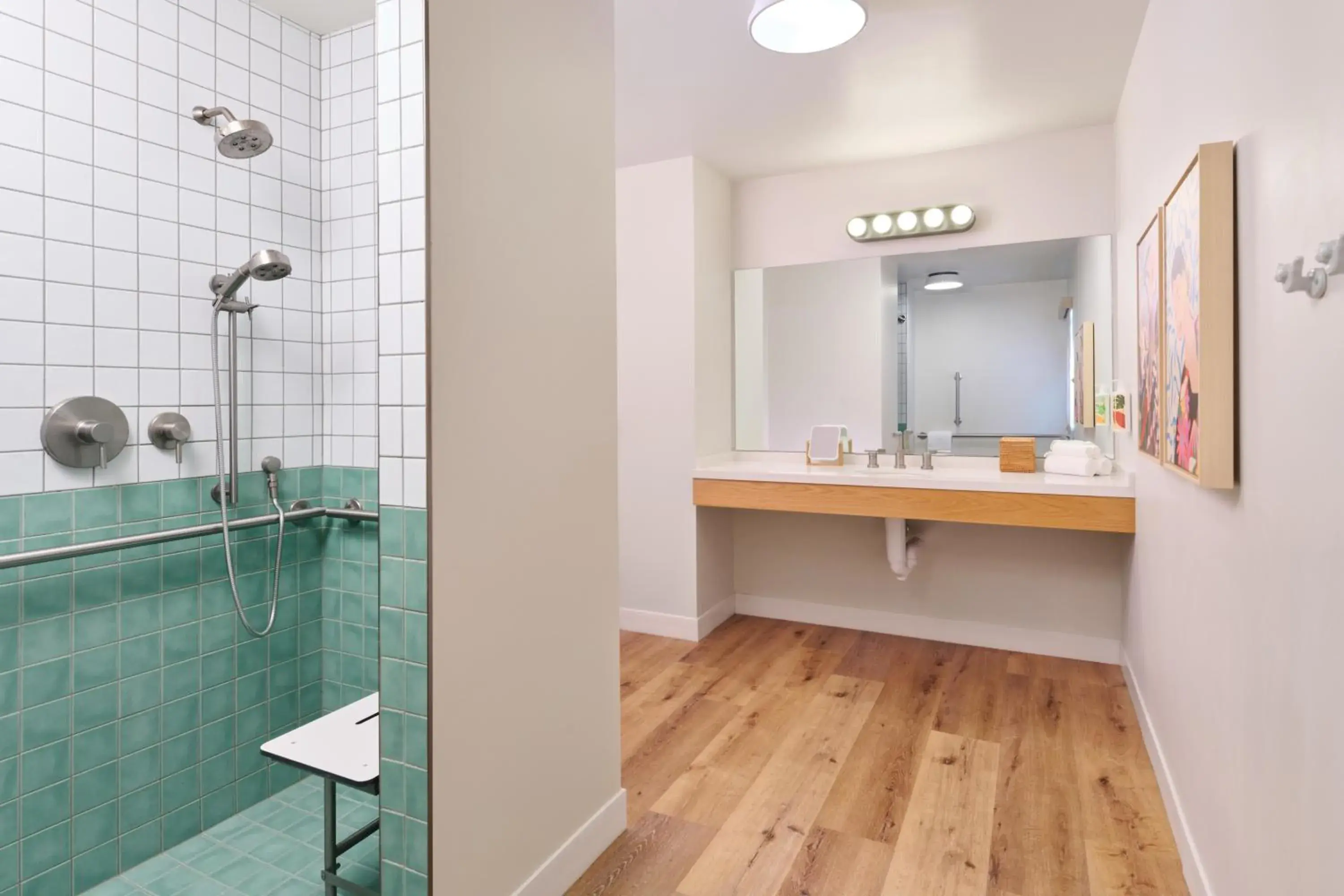 Bungalow Oceanfront Two Doubles with Lanai ADA in Royal Lahaina Resort & Bungalows Bungalow Oceanfront Two Doubles with Lanai ADA in Royal Lahaina Resort & Bungalows