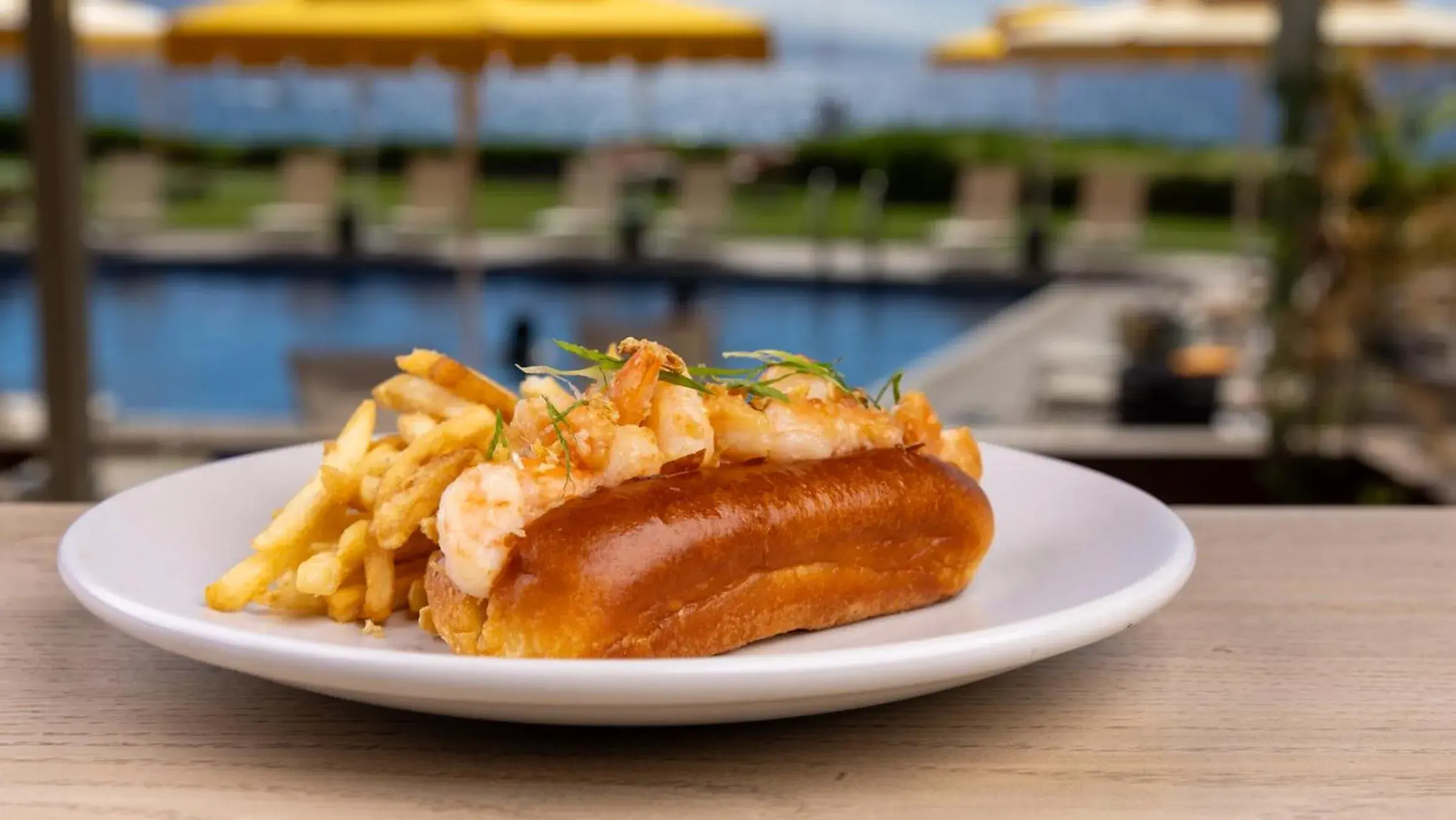 Restaurant/places to eat in Royal Lahaina Resort & Bungalows Restaurant/places to eat in Royal Lahaina Resort & Bungalows