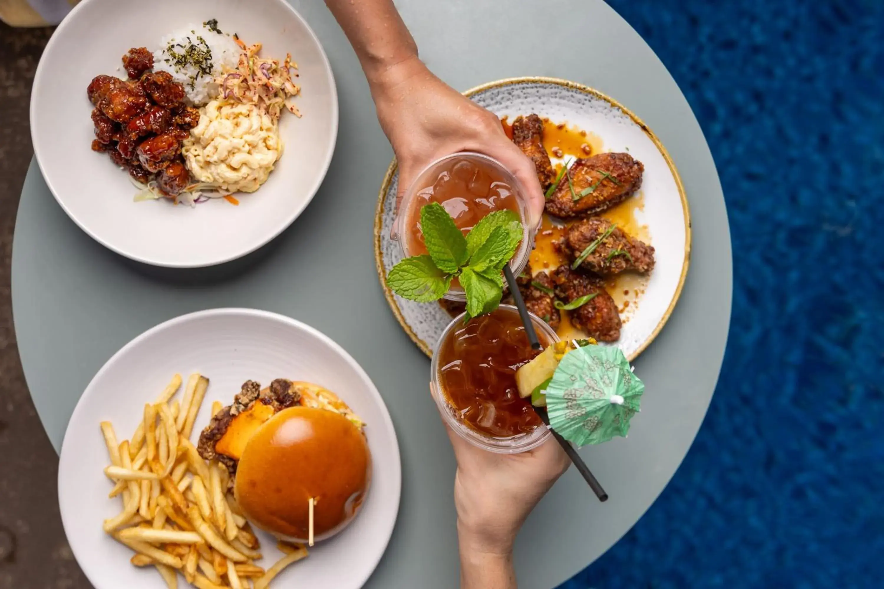 Restaurant/places to eat in Royal Lahaina Resort & Bungalows Restaurant/places to eat in Royal Lahaina Resort & Bungalows