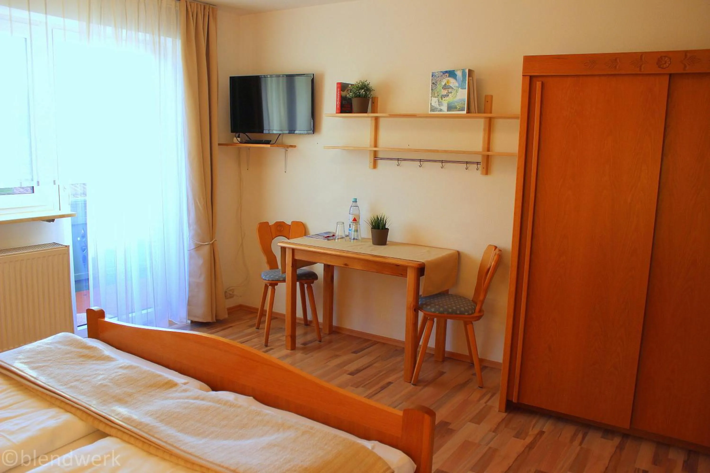 Photo of the whole room, Bed in Pension Weigert