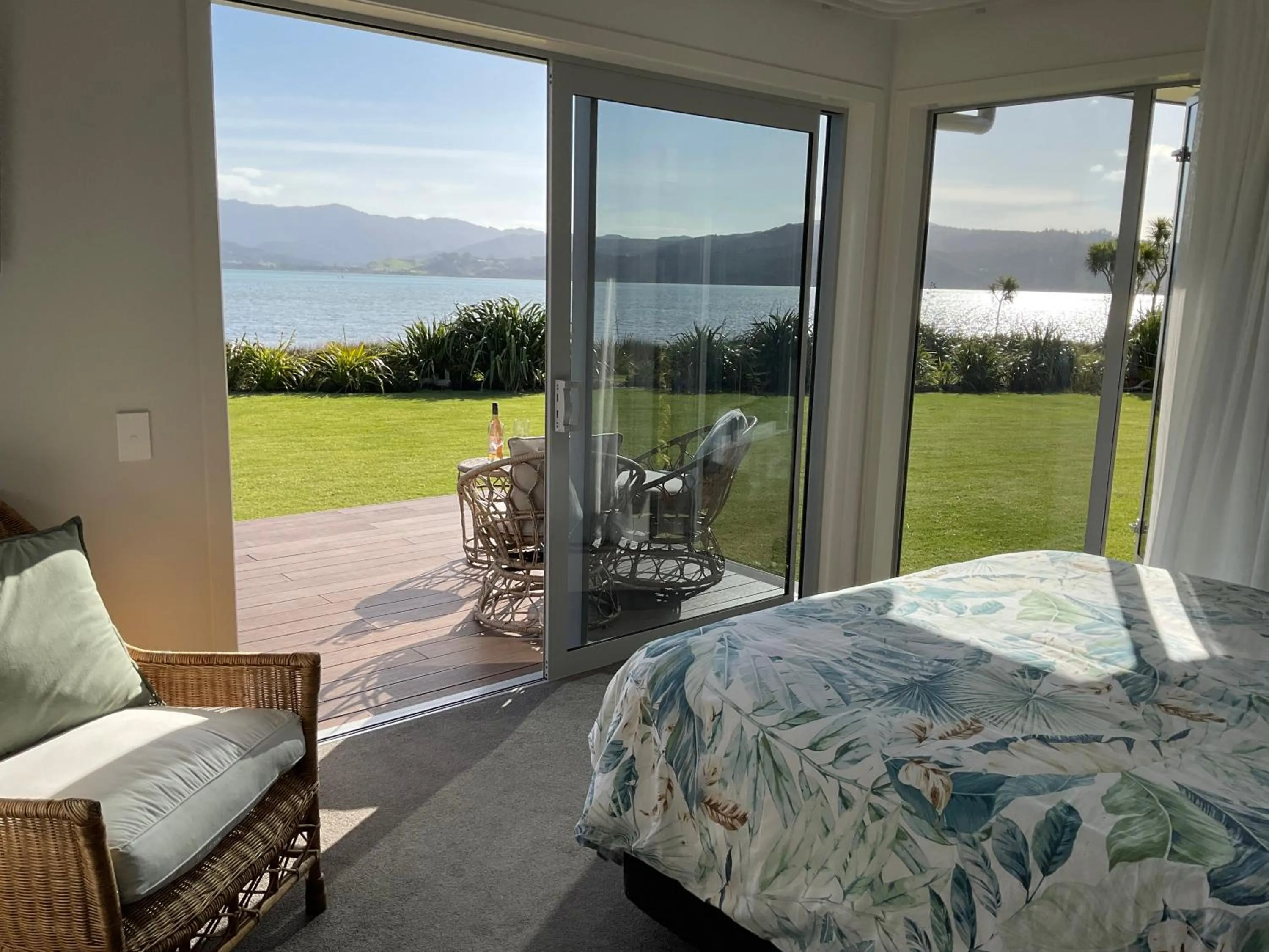 Sea view, Bed in The Matarangi B & B