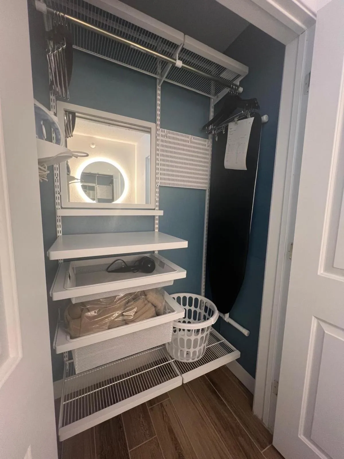 flat iron in TownePlace Suites Detroit Warren