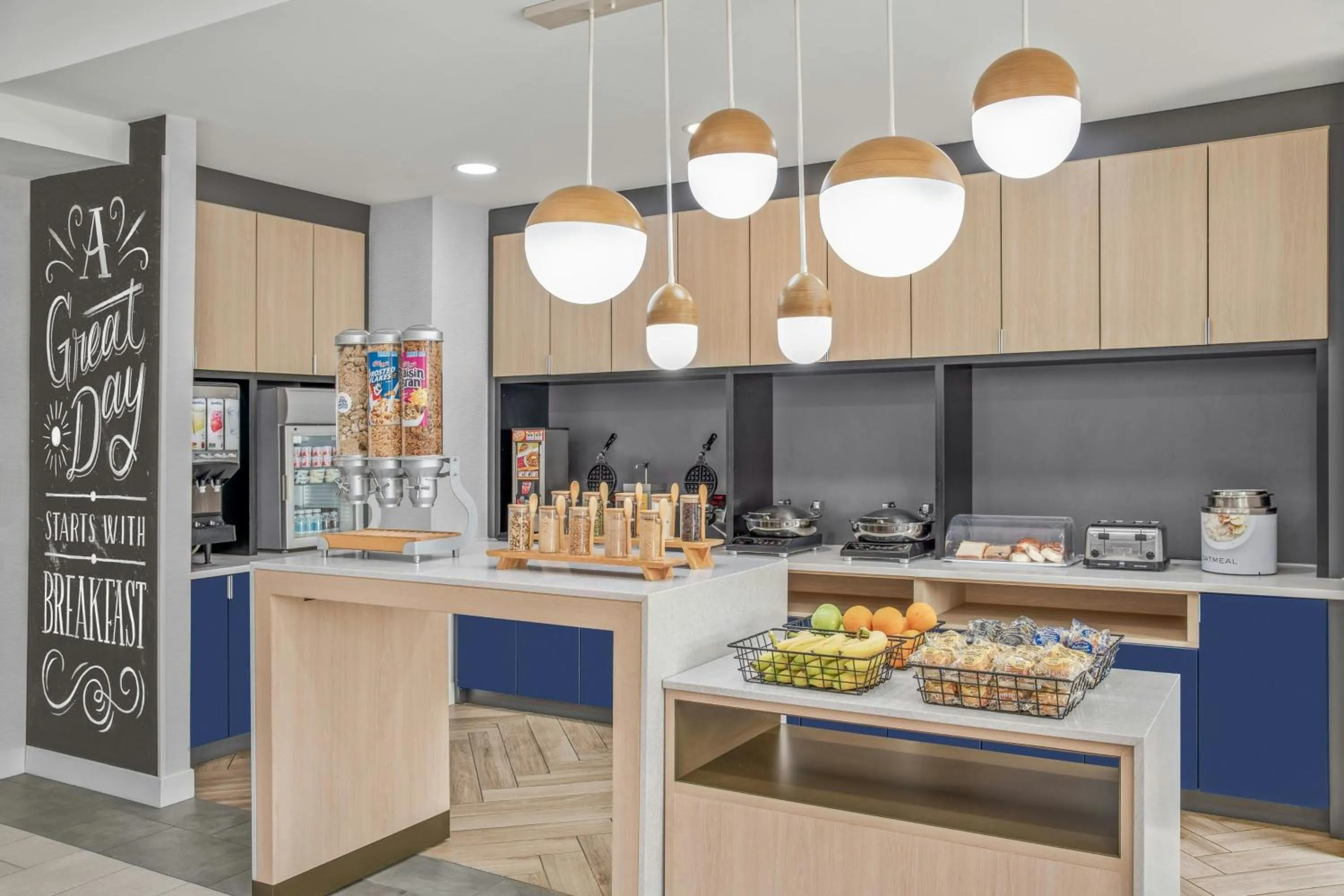 Breakfast in TownePlace Suites Detroit Warren