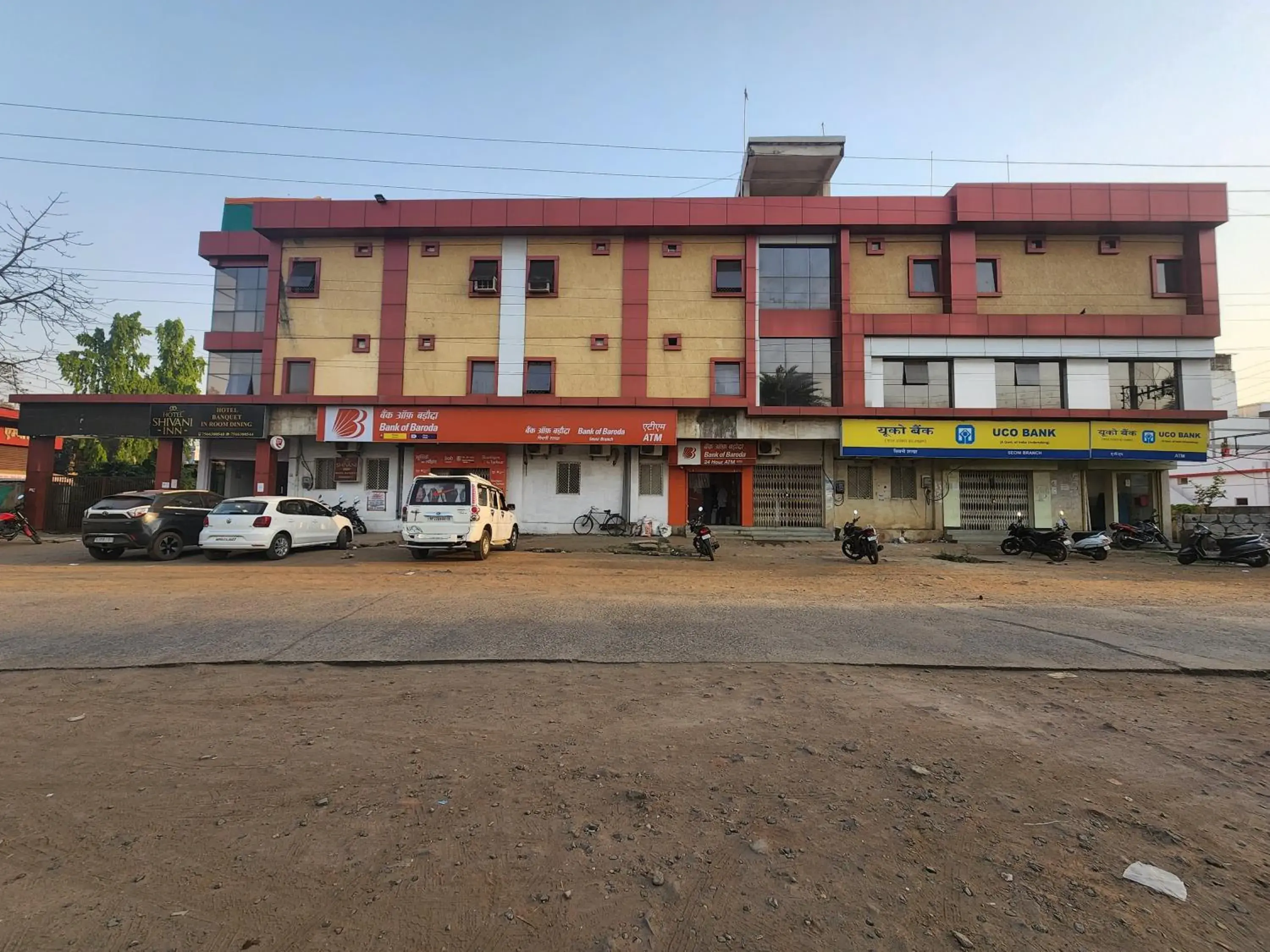 Property building in Shivani Inn Hotel & Banquet Property building in Shivani Inn Hotel & Banquet