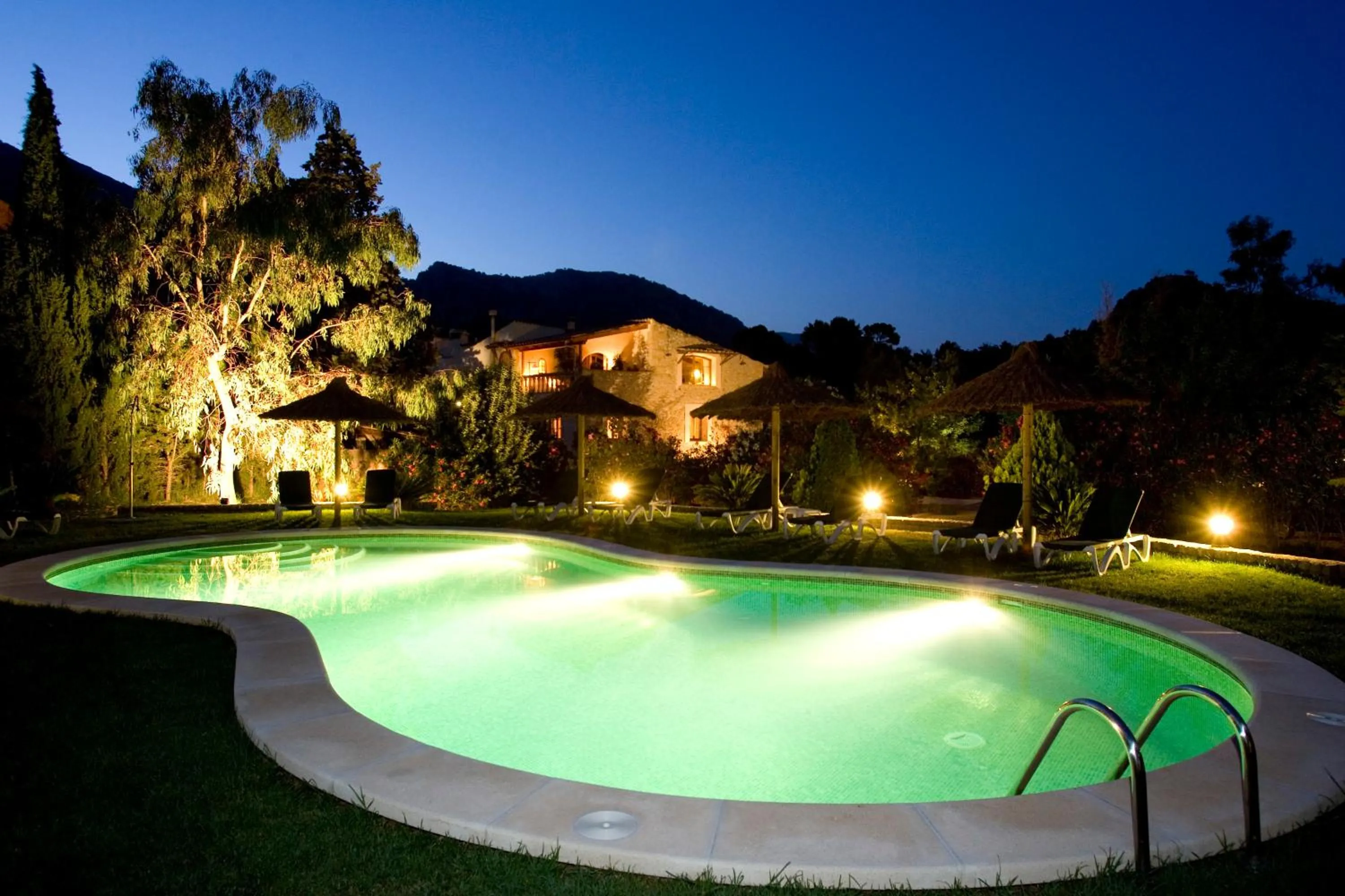 Swimming pool in Hotel Rural Nou Dalt Muntanya