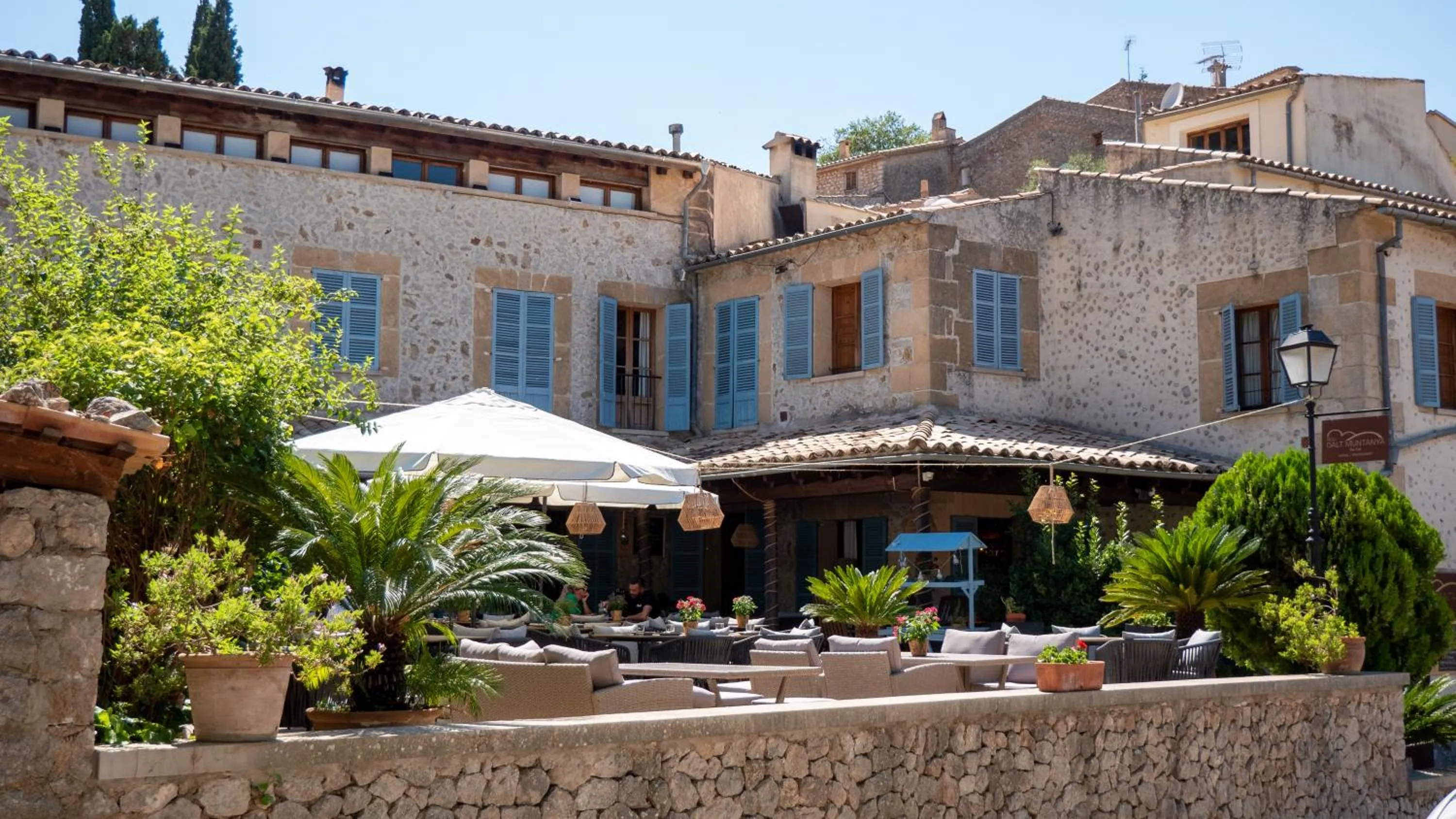 Property building in Hotel Rural Nou Dalt Muntanya