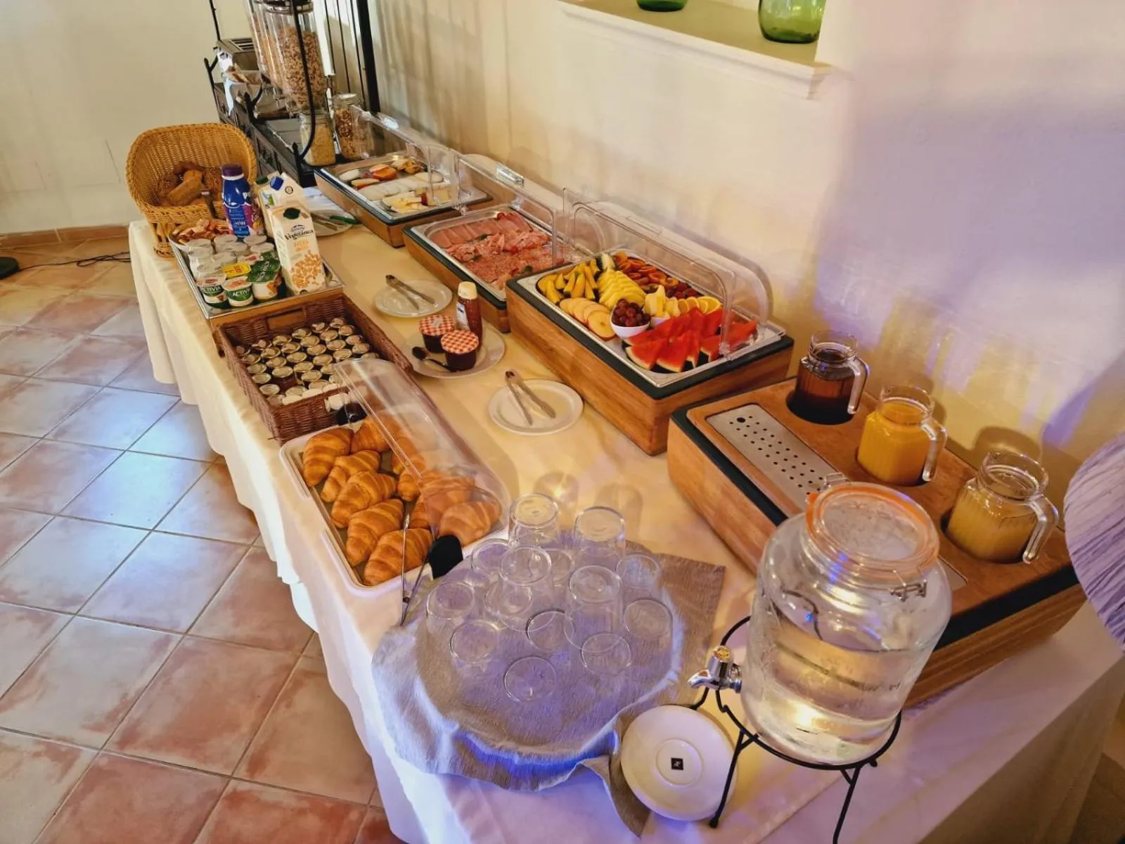 Breakfast in Hotel Rural Nou Dalt Muntanya