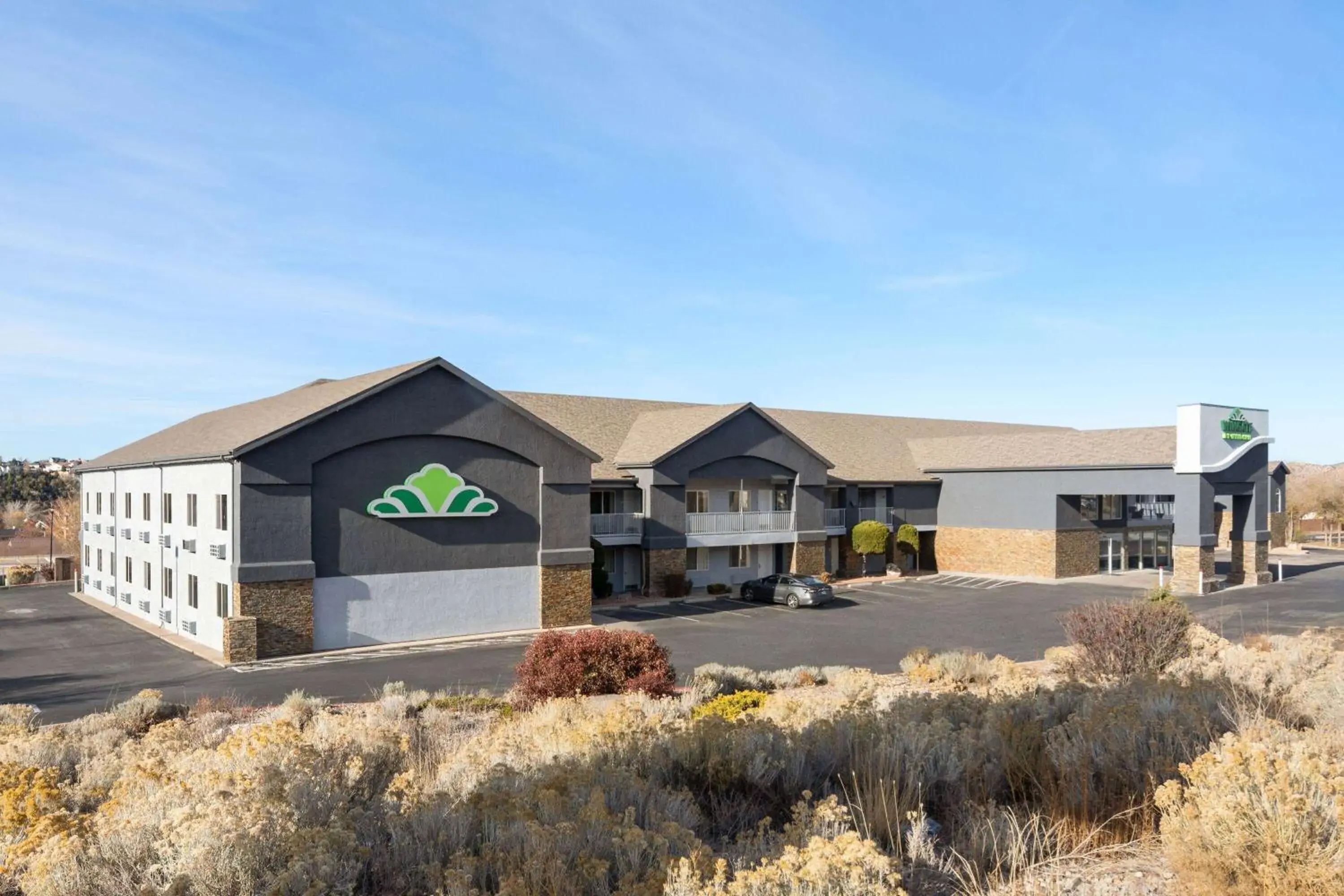 Property building in Wingate by Wyndham Cedar City Property building in Wingate by Wyndham Cedar City