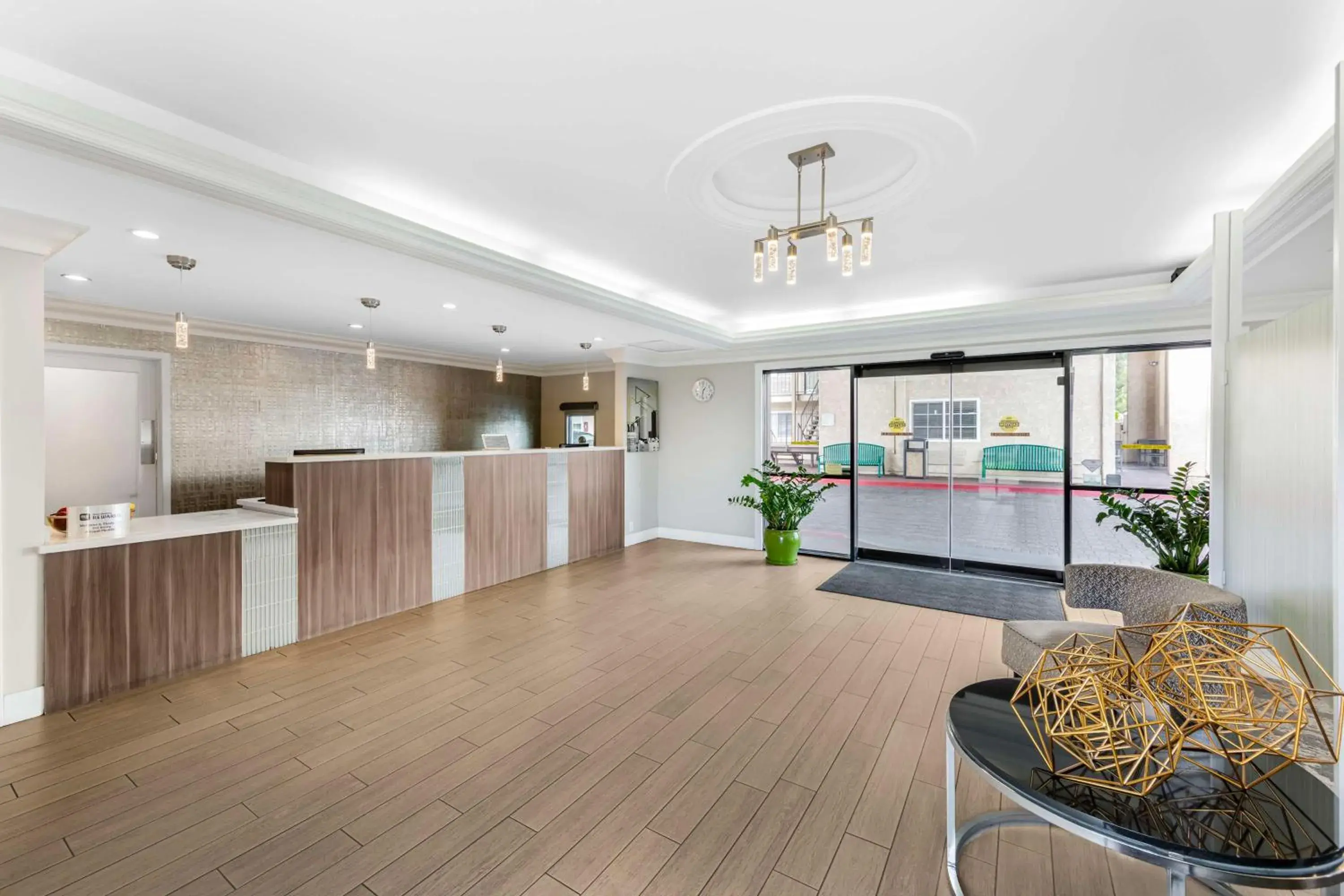 Lobby or reception in Best Western Plus Ontario Airport & Convention Center Lobby or reception in Best Western Plus Ontario Airport & Convention Center