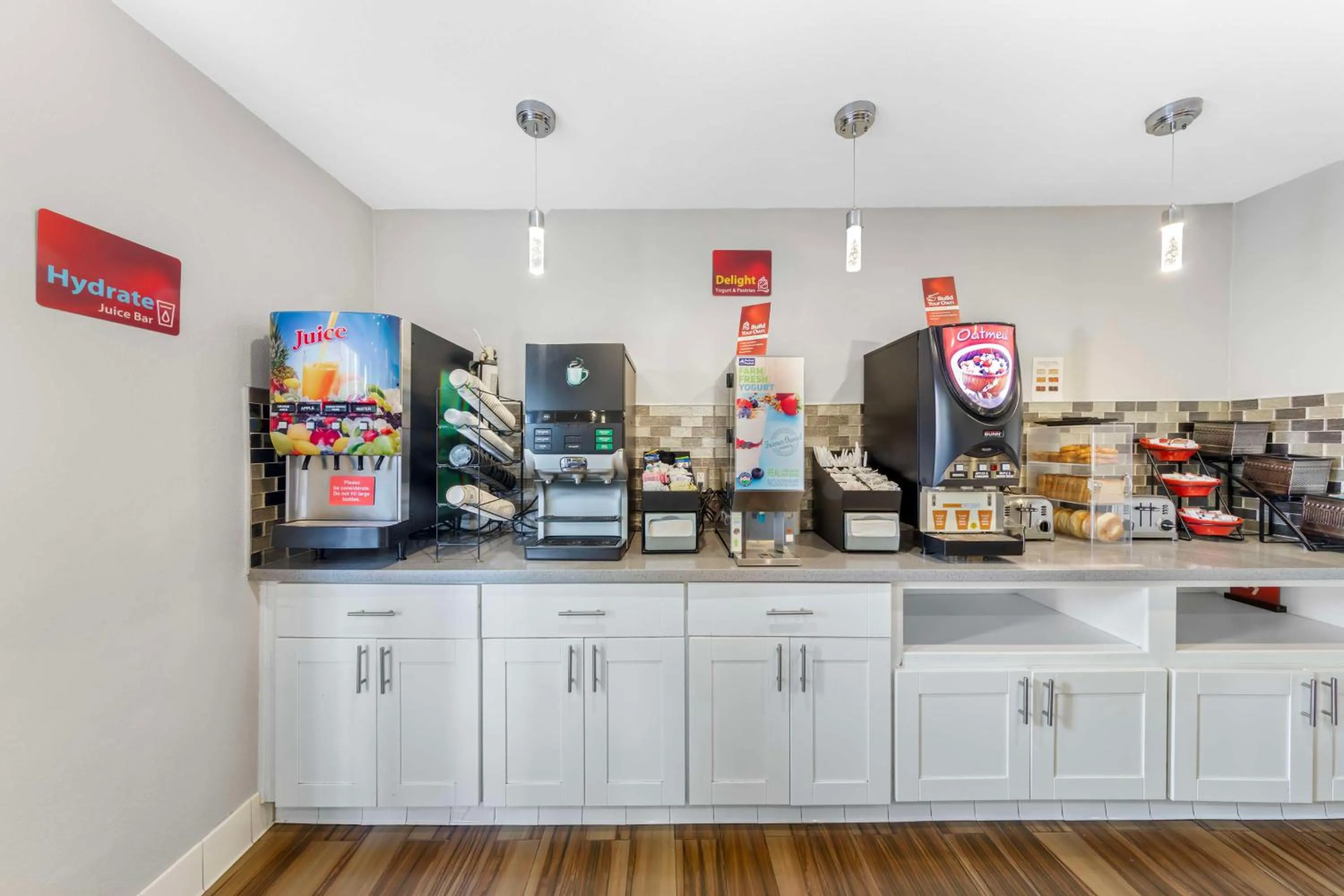 Breakfast in Best Western Plus Ontario Airport & Convention Center