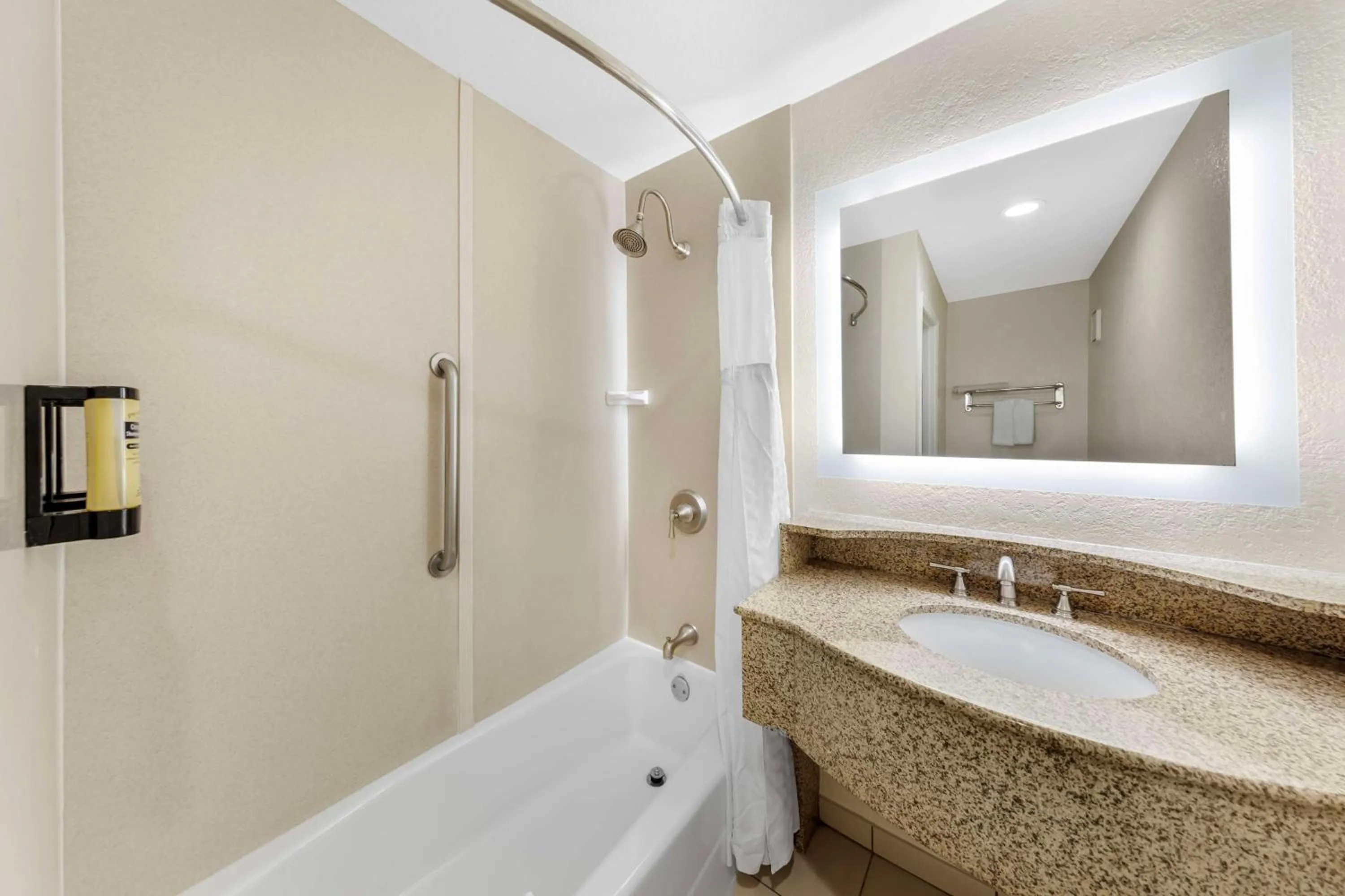 Bathroom in Best Western Plus Ontario Airport & Convention Center