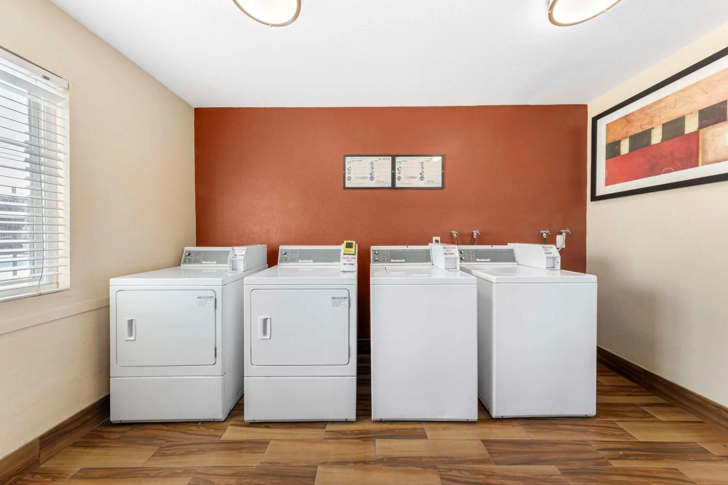 Property building in Best Western Plus Ontario Airport & Convention Center