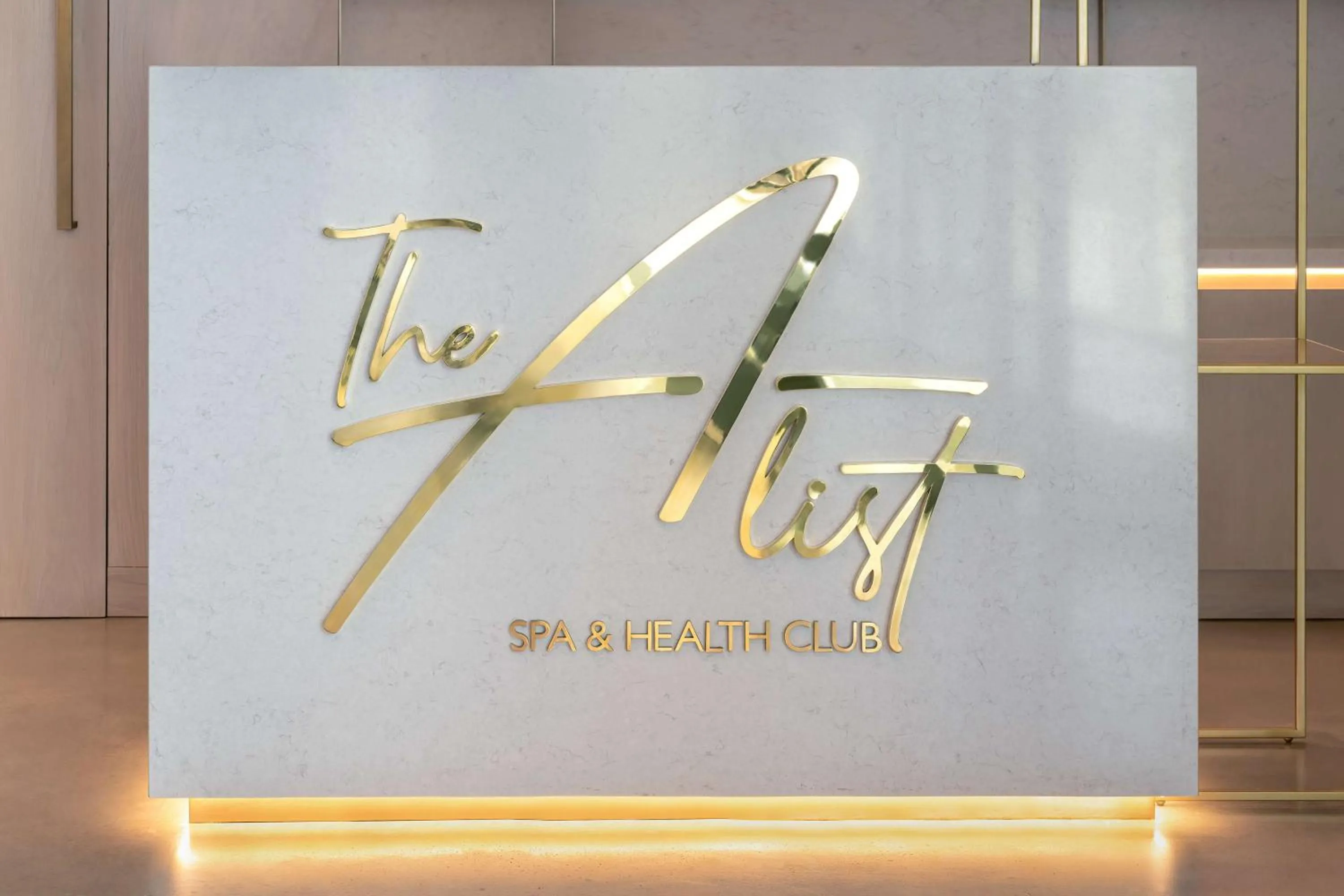 Spa and wellness centre/facilities in The WB Abu Dhabi, Curio Collection By Hilton