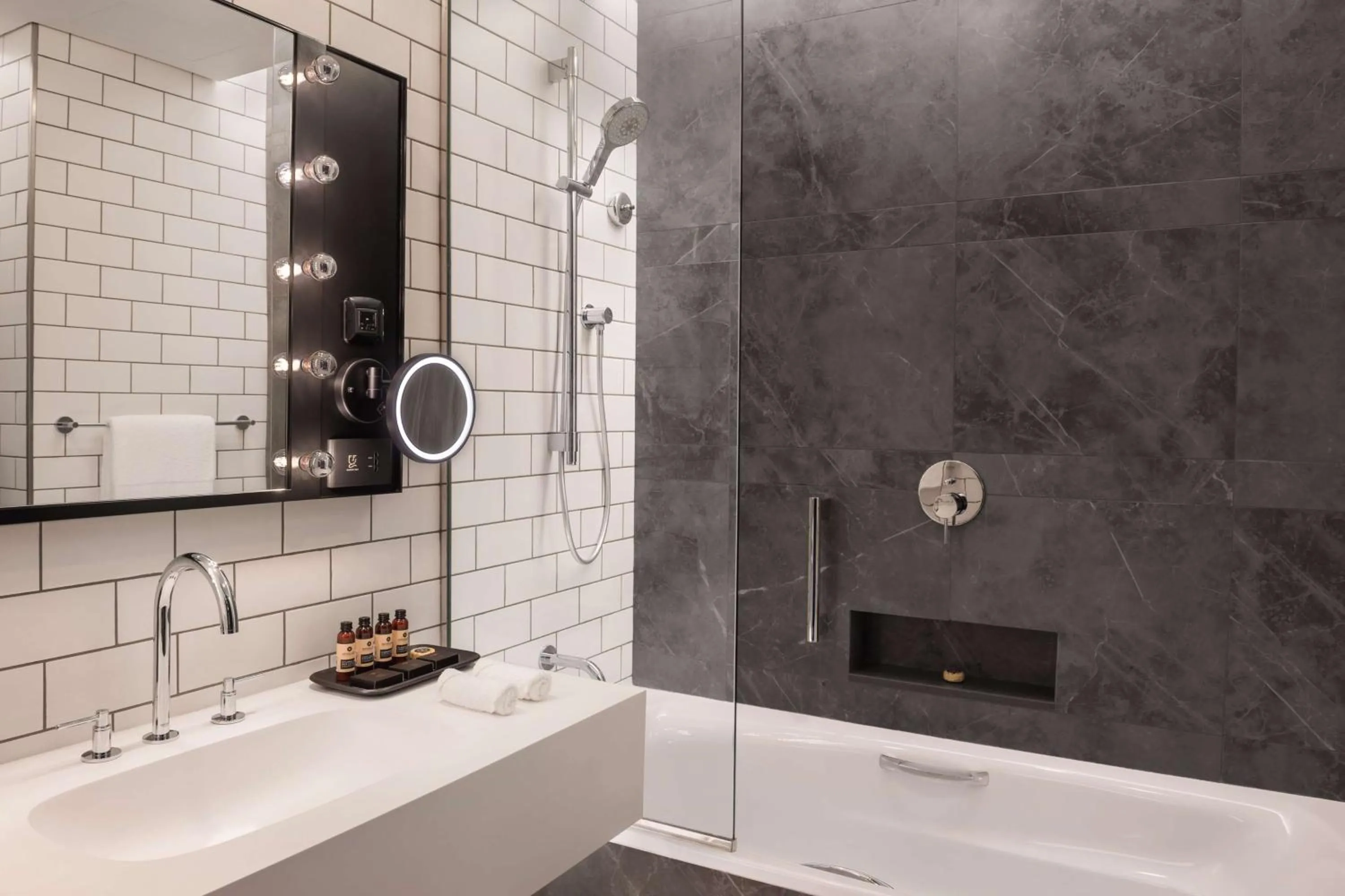 Toilet in The WB Abu Dhabi, Curio Collection By Hilton