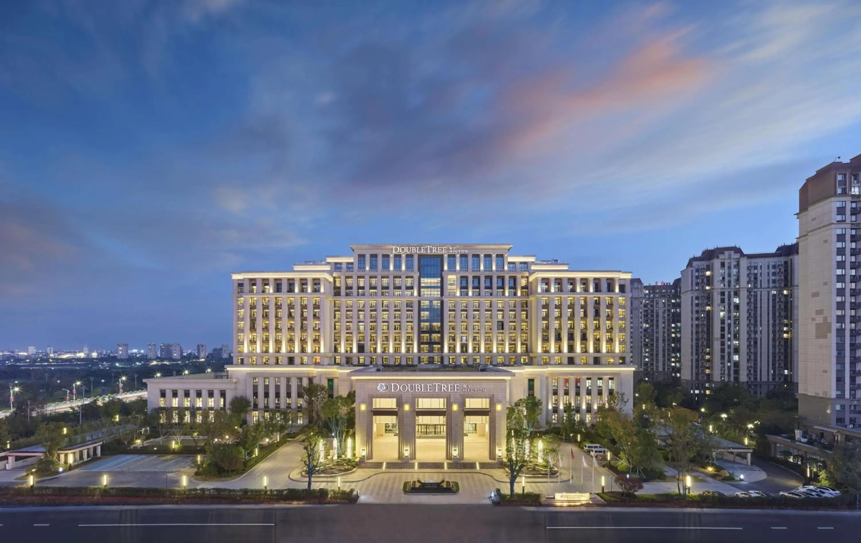 Property building in Doubletree By Hilton Quzhou Property building in Doubletree By Hilton Quzhou