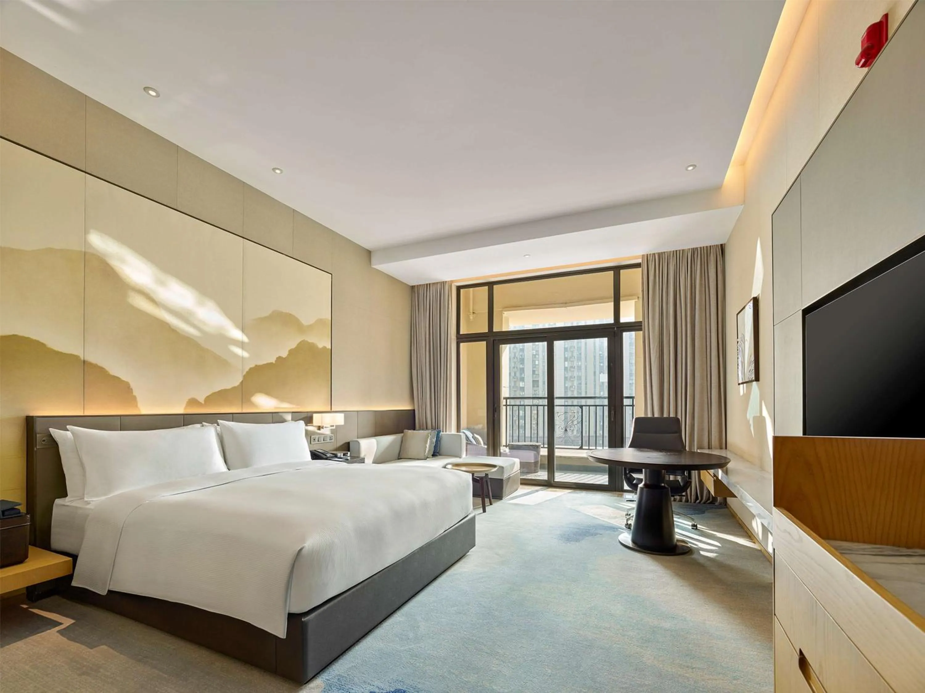 Bedroom, Bed in Doubletree By Hilton Quzhou