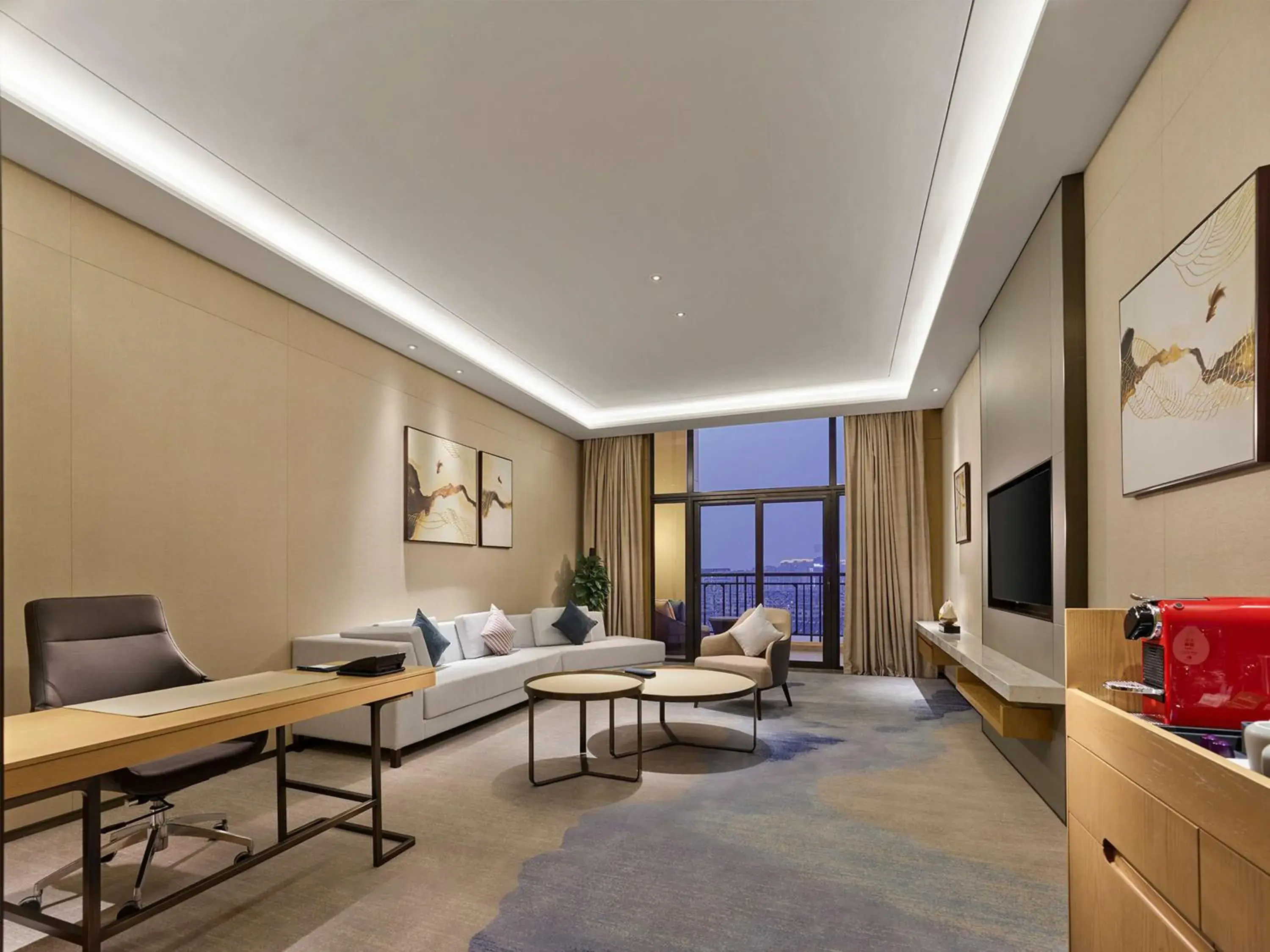 Premium King Suite in Doubletree By Hilton Quzhou Premium King Suite in Doubletree By Hilton Quzhou