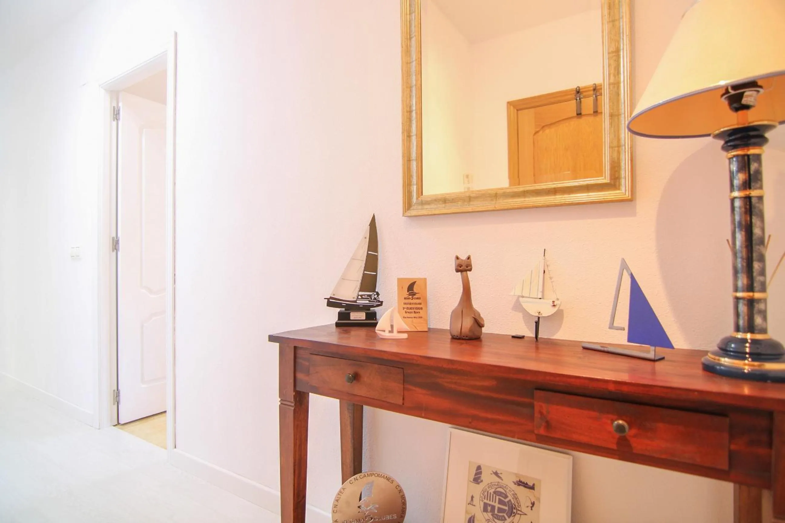 Apartamento con piscina en el centro de Calpe - PUEBLOMAR