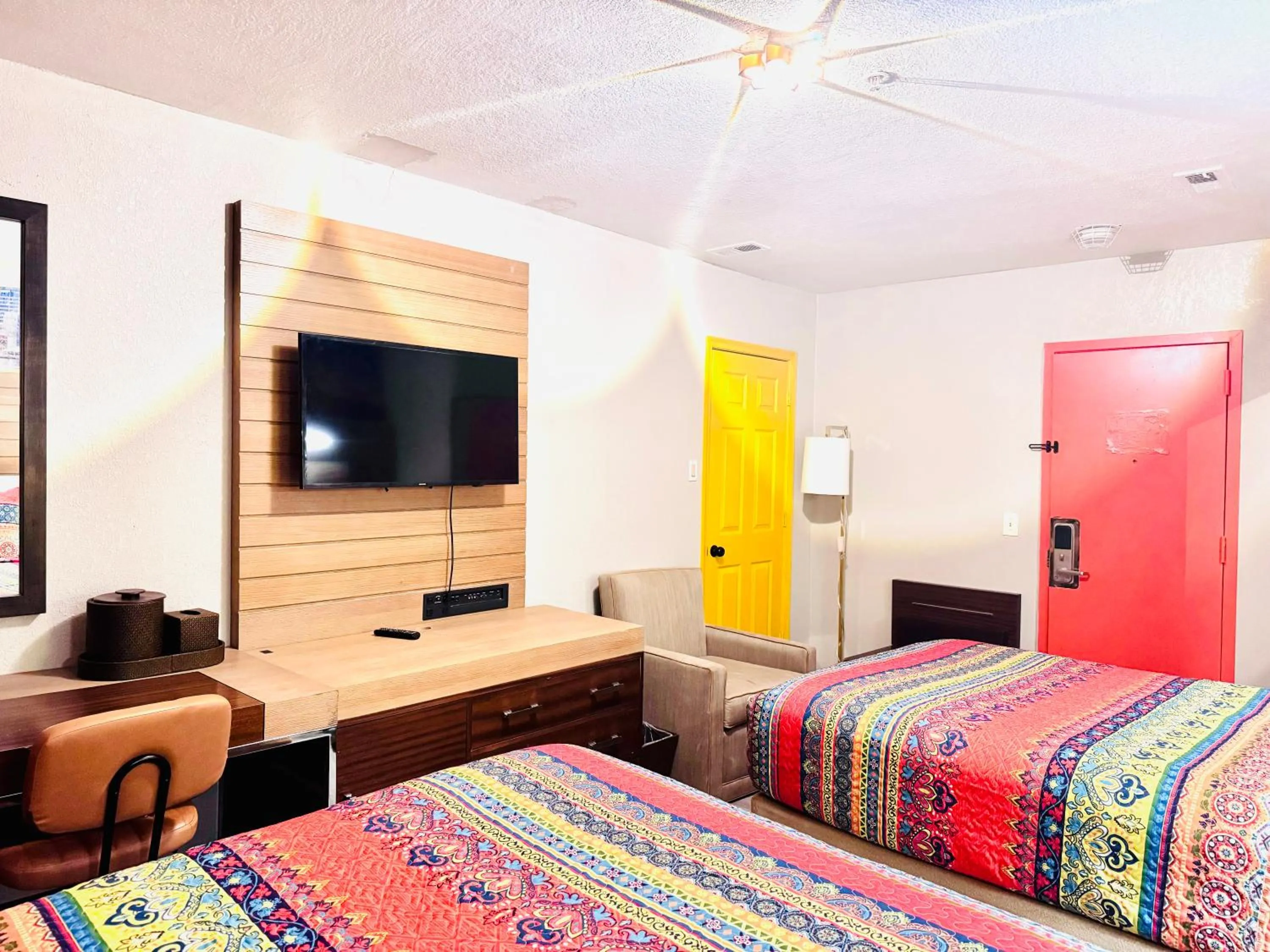 Bed in The Mt Vernon Inn