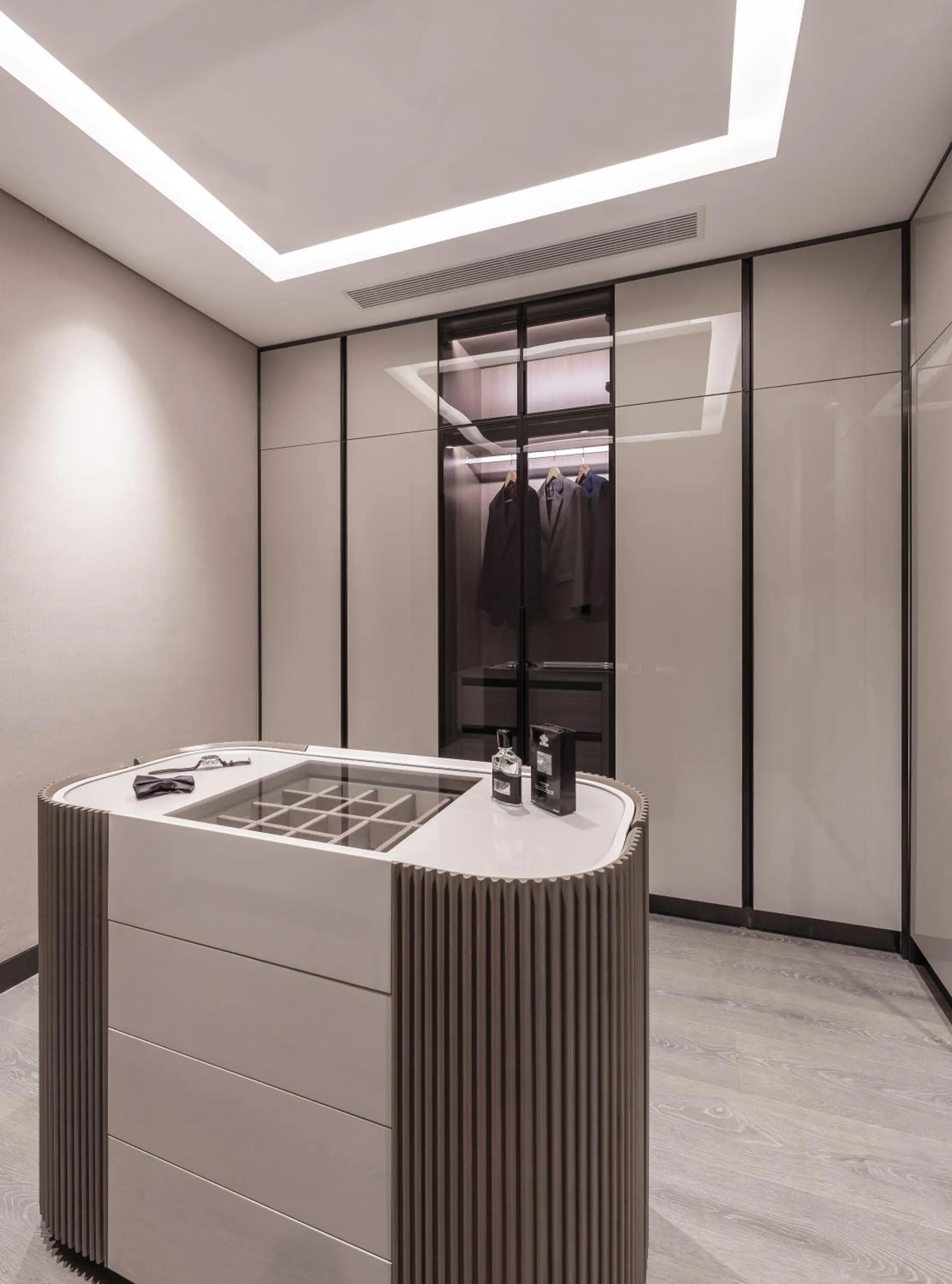 wardrobe in Fraser Residence Hanoi