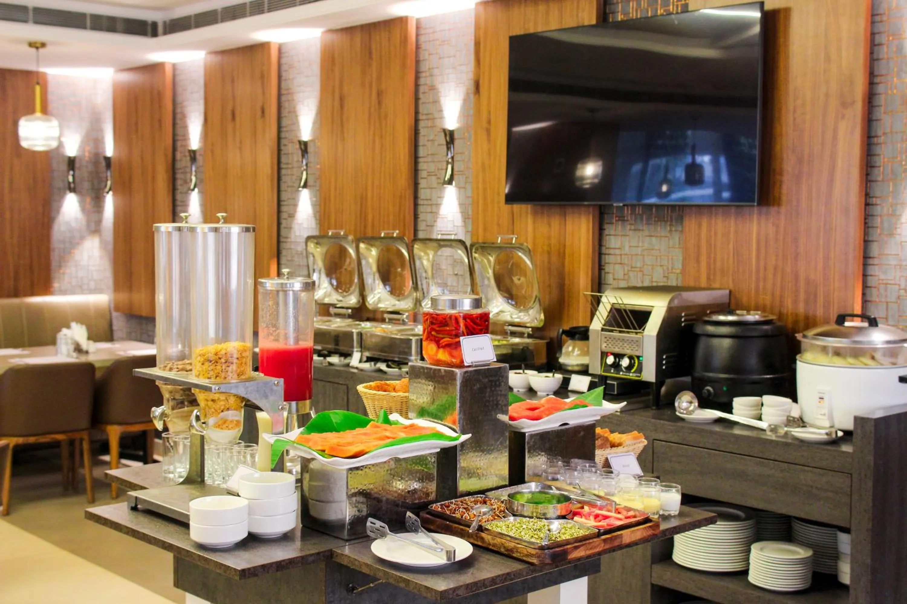 Restaurant/places to eat in CENTRAL A BOUTIQUE HOTEL