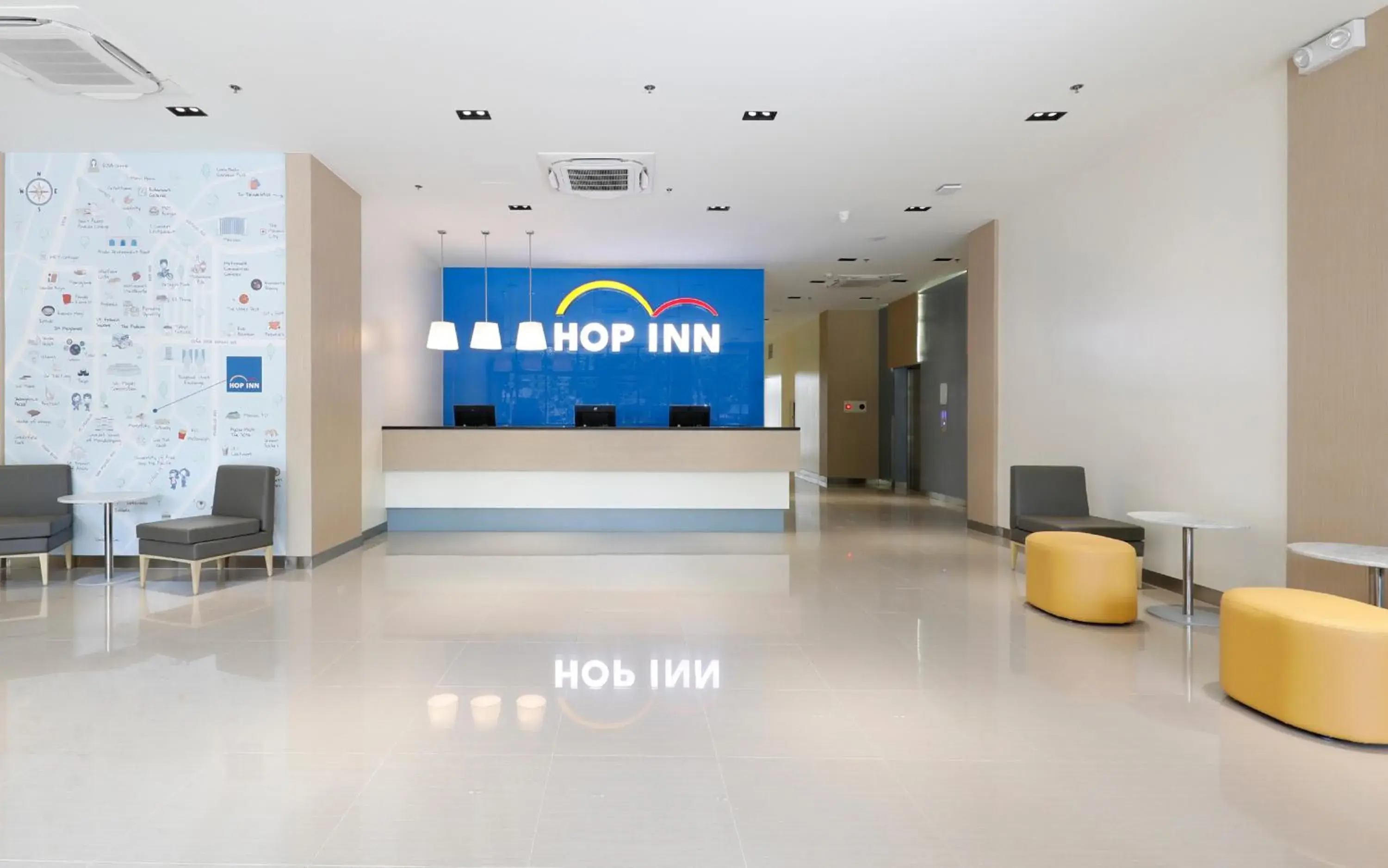 Lobby or reception in Hop Inn Ortigas Center Manila Lobby or reception in Hop Inn Ortigas Center Manila