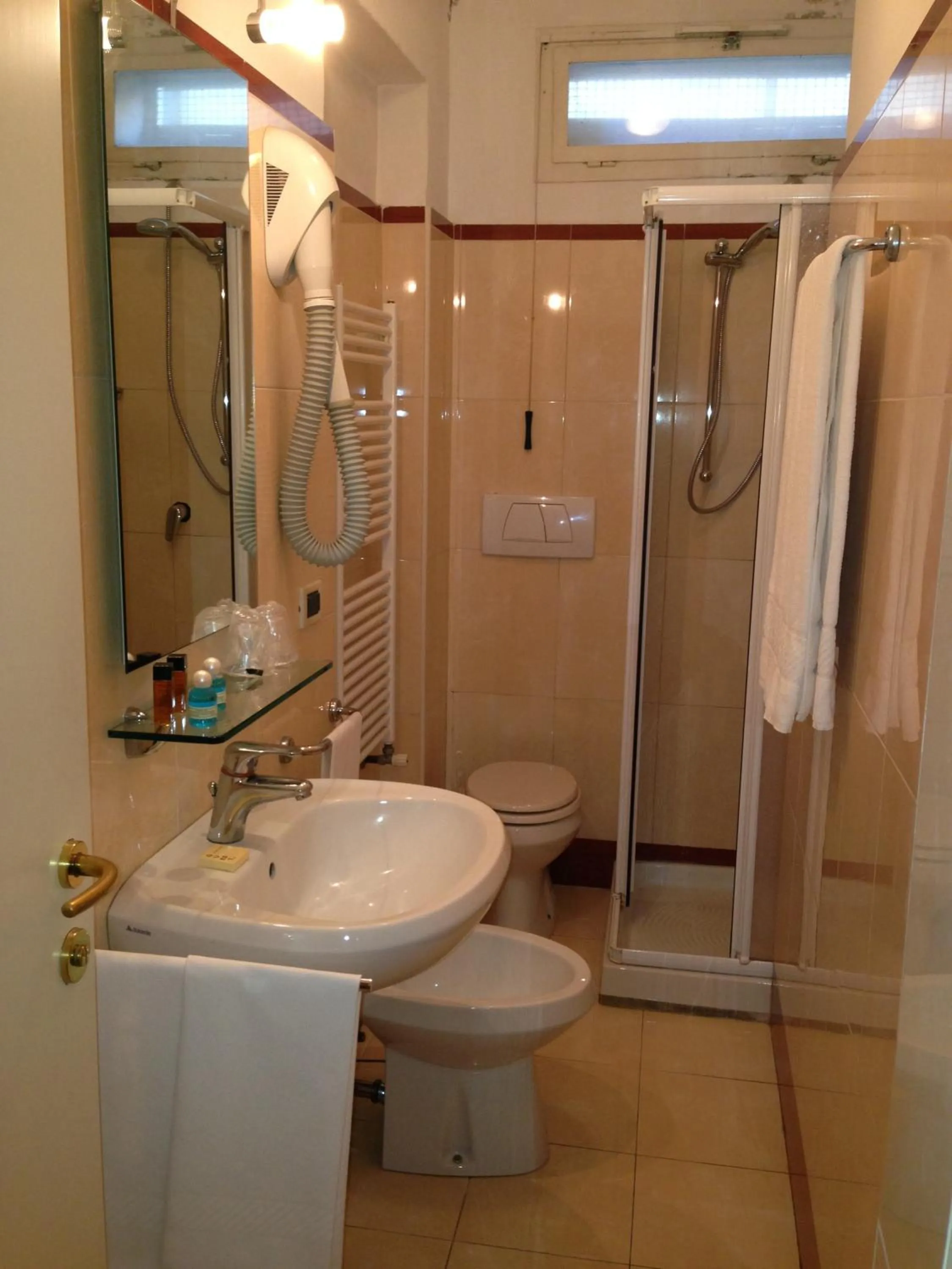 Bathroom in Hotel Adriatico