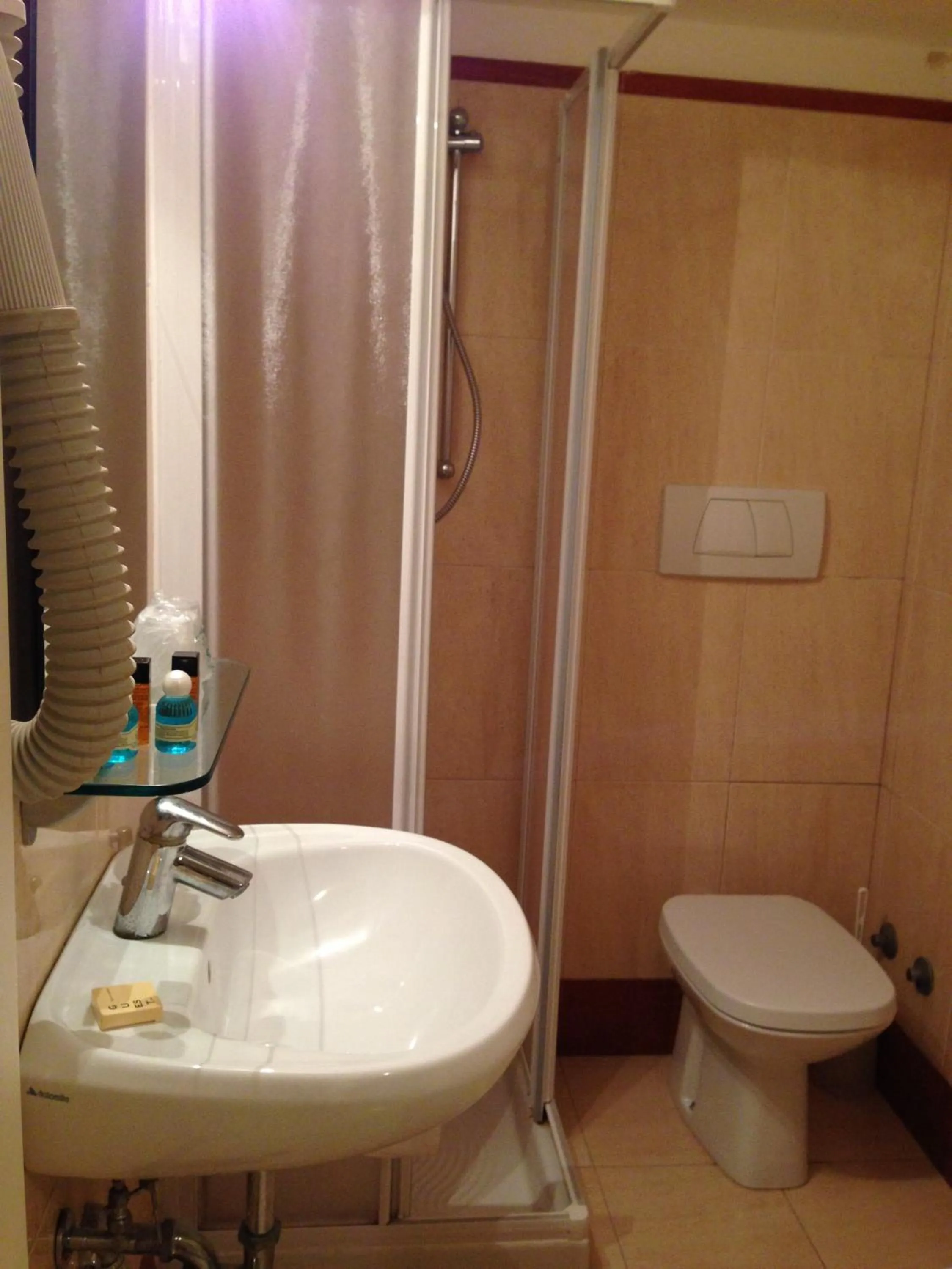 Bathroom in Hotel Adriatico